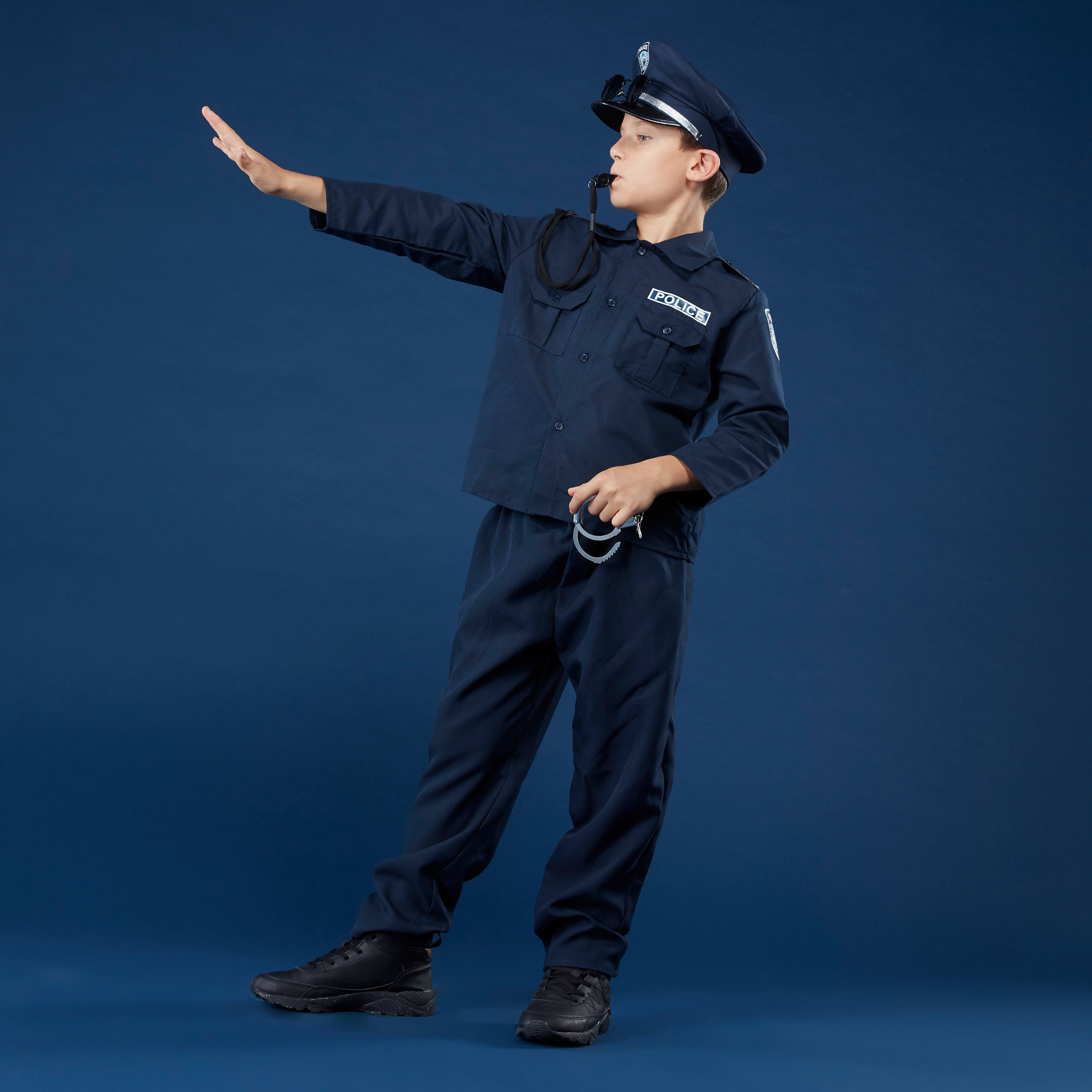 زي شرطي.-boys-clothing-costumes-image-1