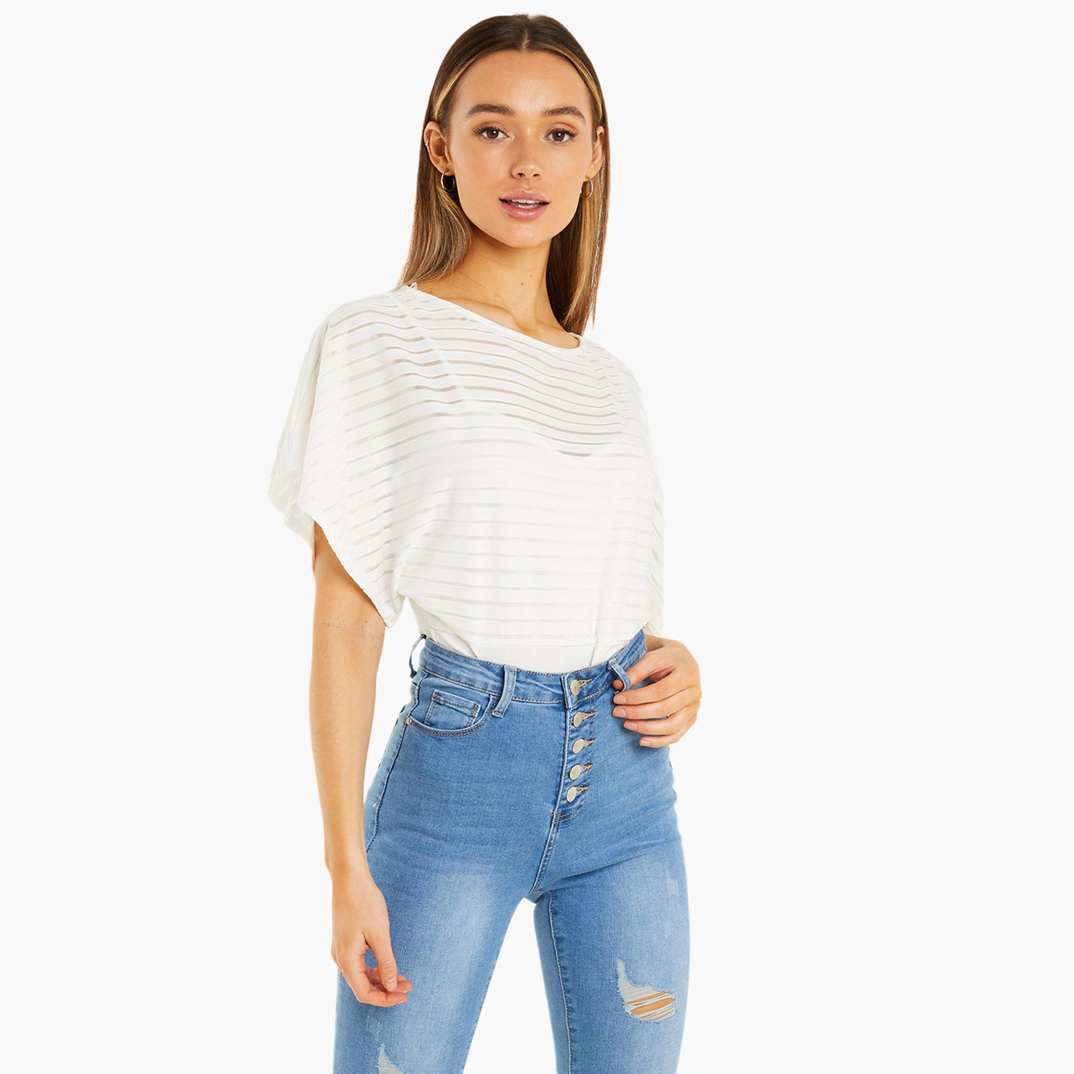 كويز أبيض قمم-women-clothing-tshirts-image-1