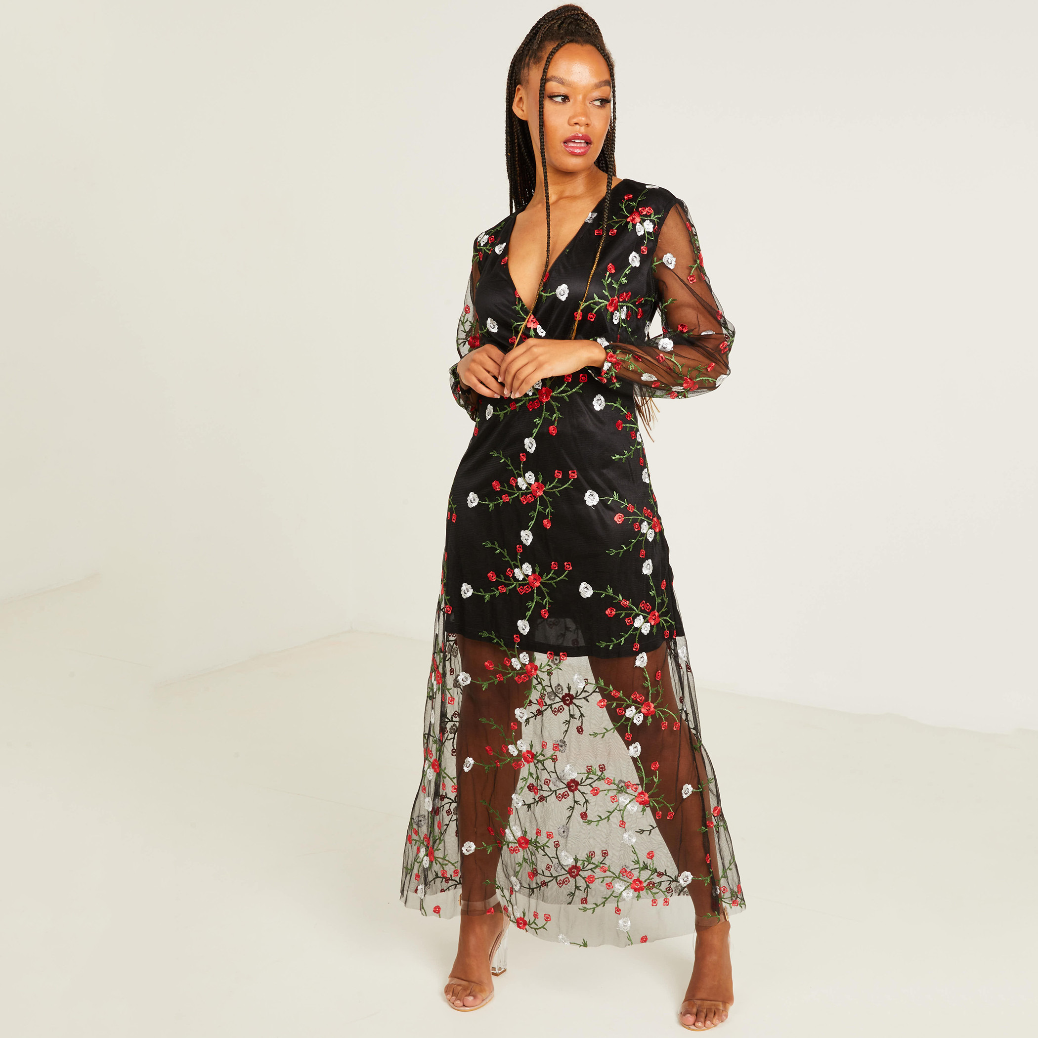 Buy Women s QUIZ Women Embroidered V Neck Maxi Wrap Dress Online Centrepoint Qatar