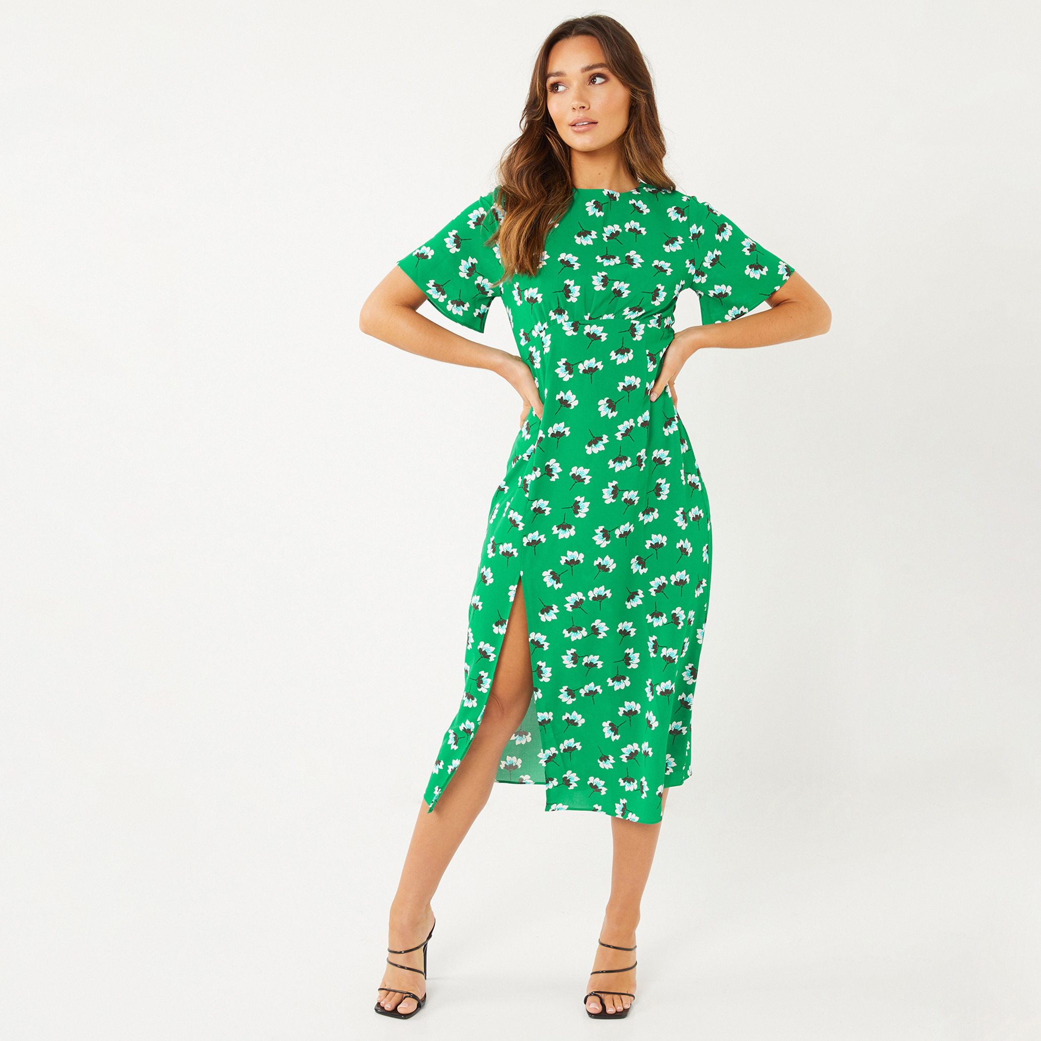 Quiz green floral dress hotsell