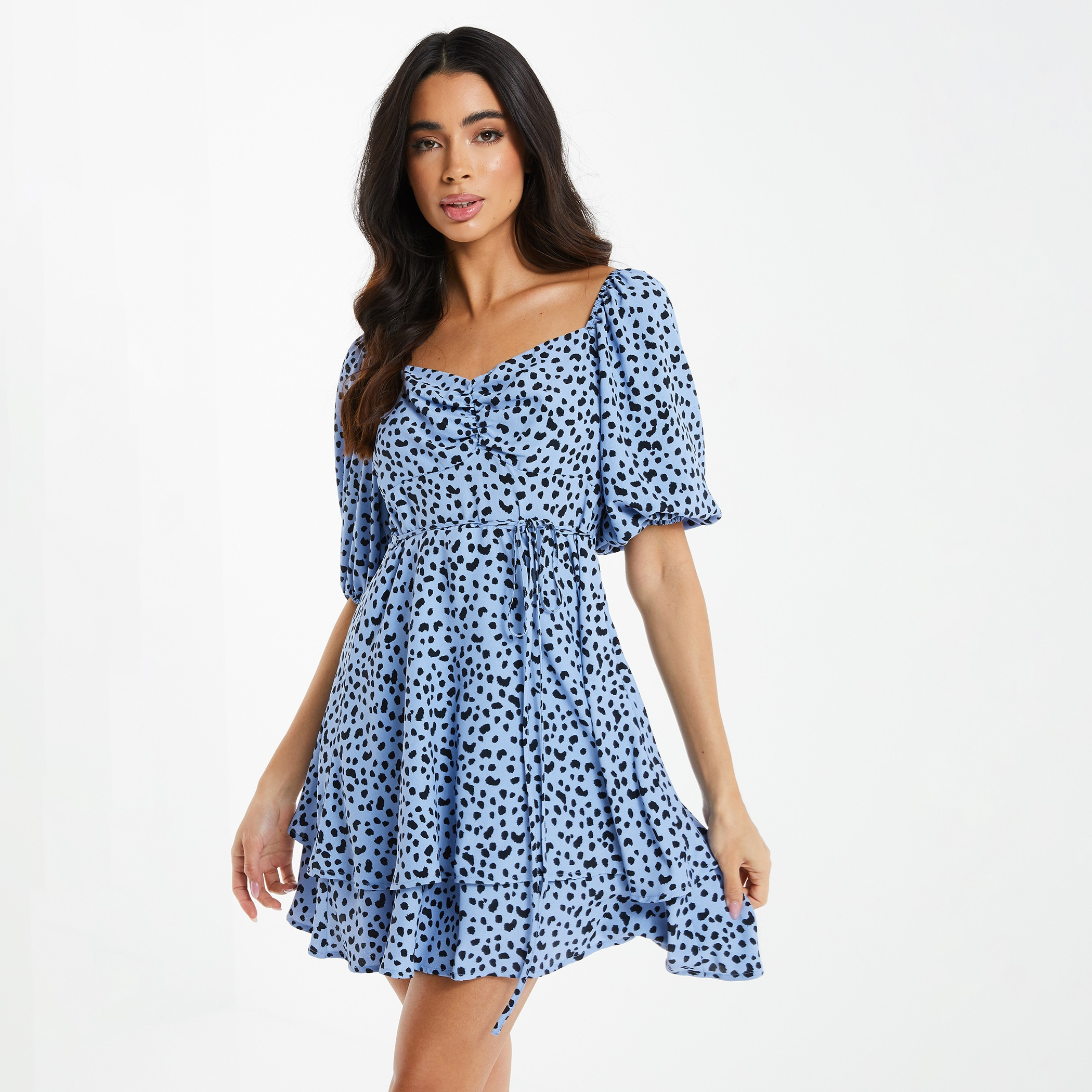 كويز - فستان قصير بأكمام منفوخة وياقة مكشوفة للنساء - رسومات - أزرق فاتح-women-clothing-dresses-image-1