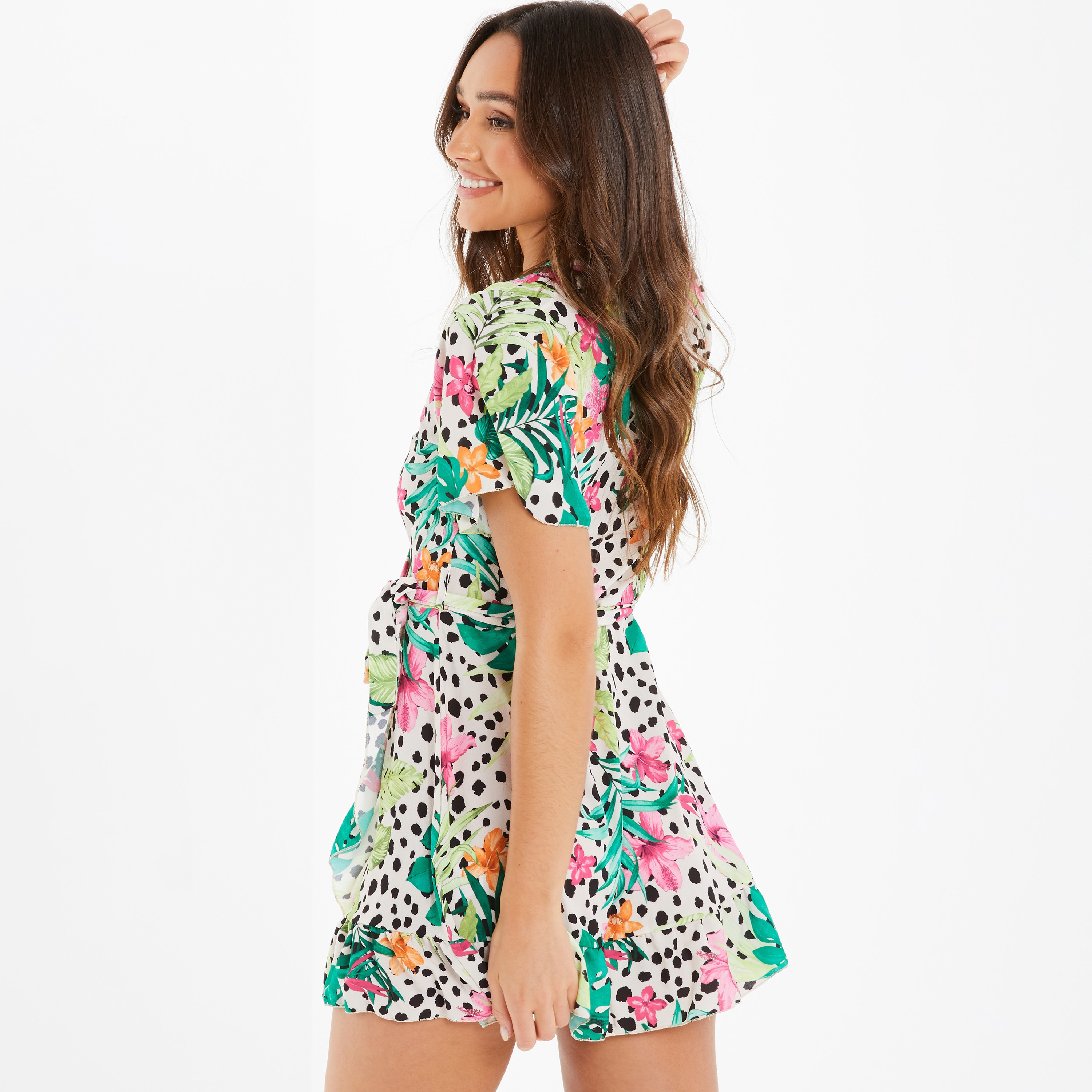 فستان ميني سكيتر للسيدات مطبوع متعدد الألوان برقبة على شكل وي من كويز-women-clothing-dresses-image-2
