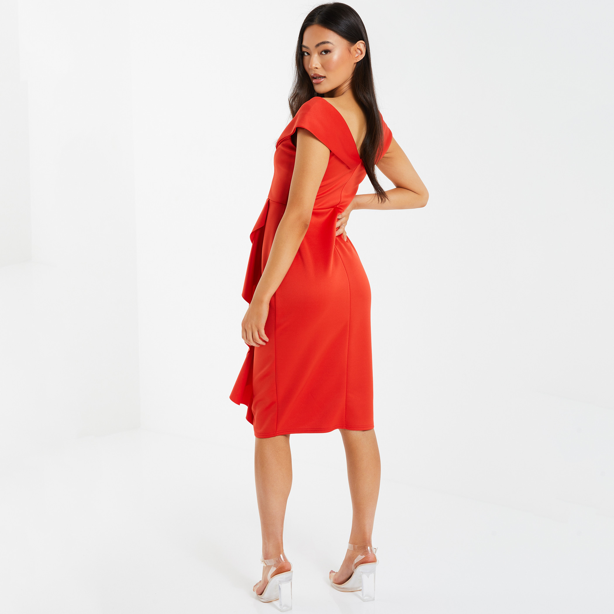 فستان للنساء من كويز متوسط الطول بياقة باردو لون برتقالي-women-clothing-dresses-image-2