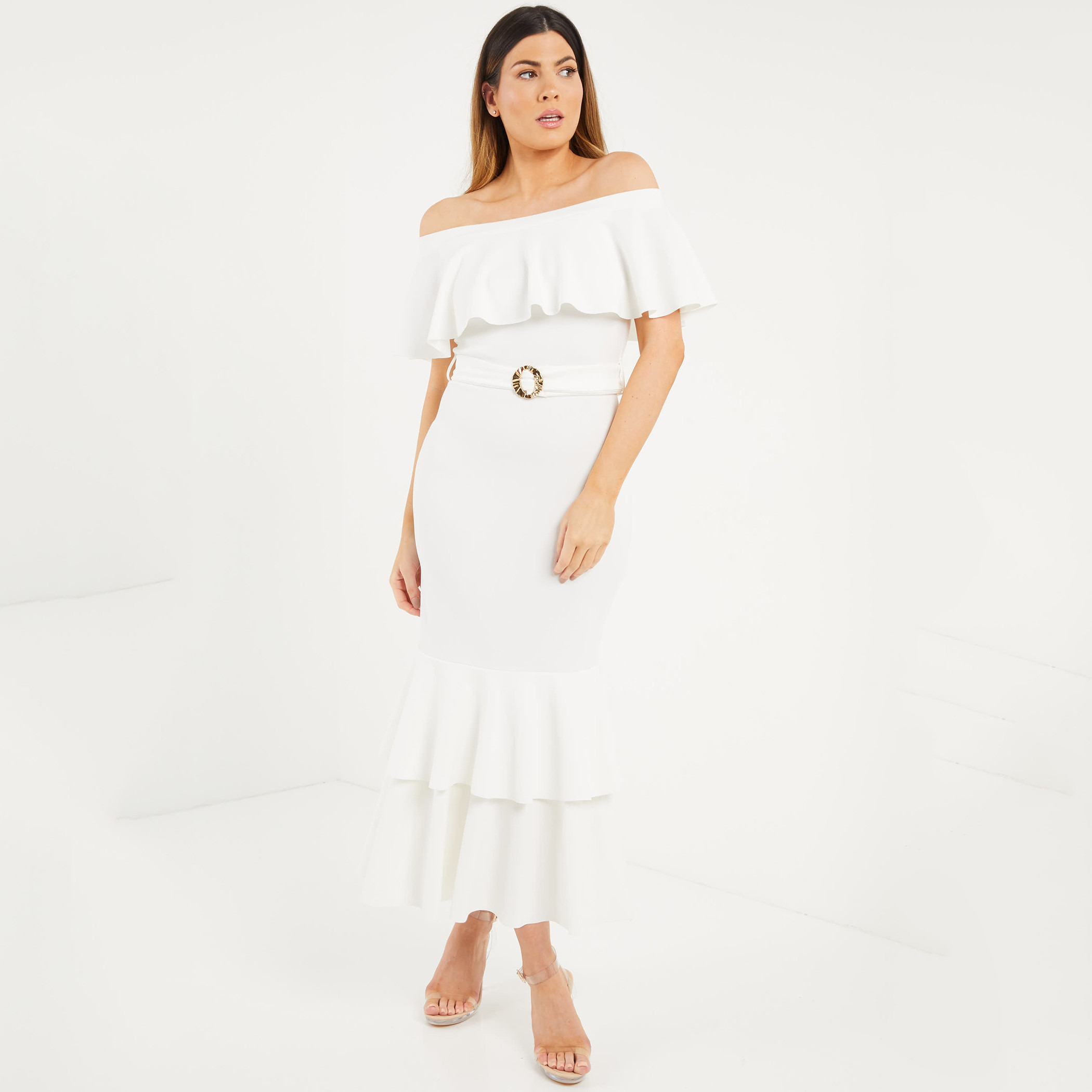 كويز - فستان بأكتاف مكشوفة وكشكش ومشبك للنساء - كريمي-women-clothing-dresses-image-1