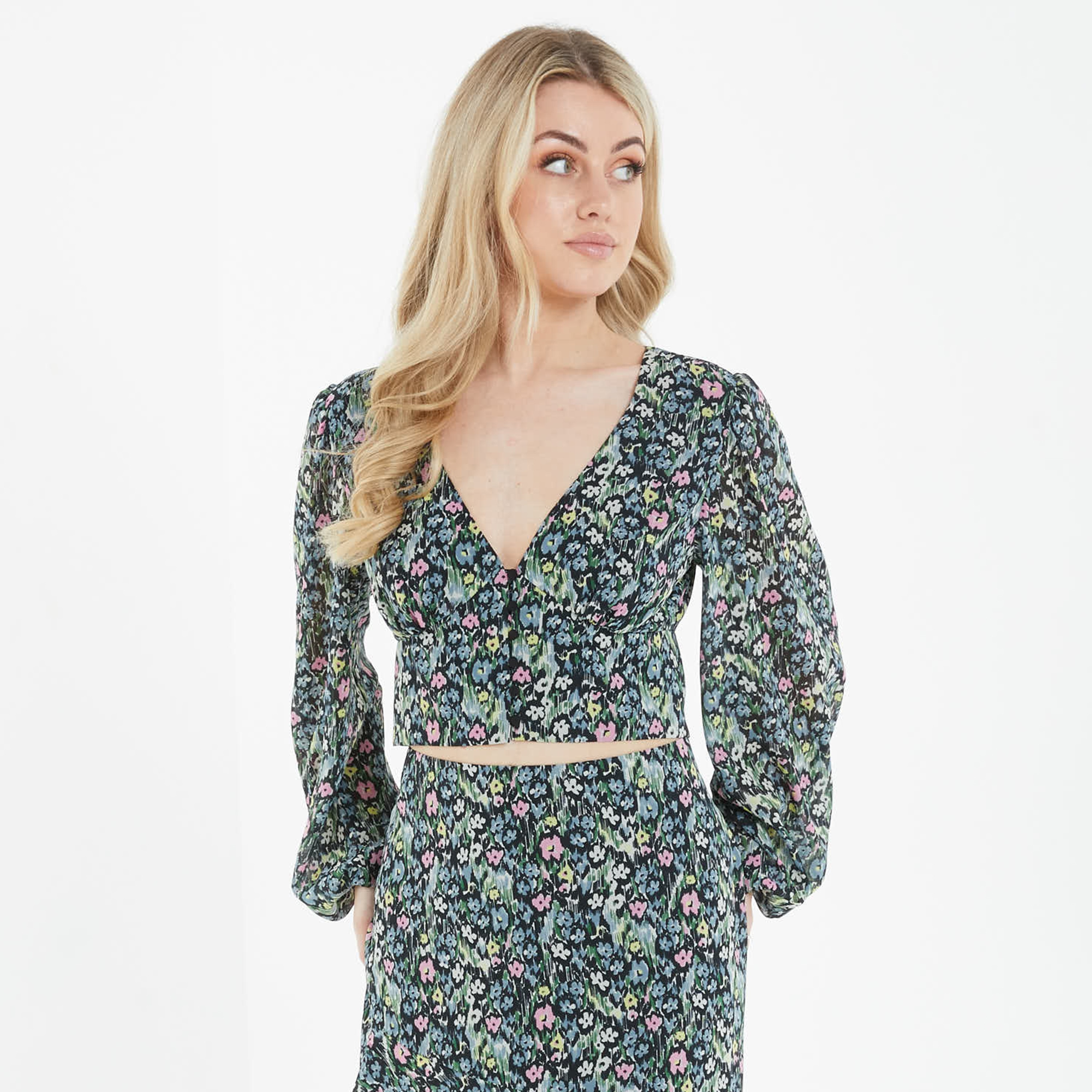 Quiz Floral V-Neck Long Sleeves Crop Top-women-clothing-shirtsandblouses-blouses-image-1