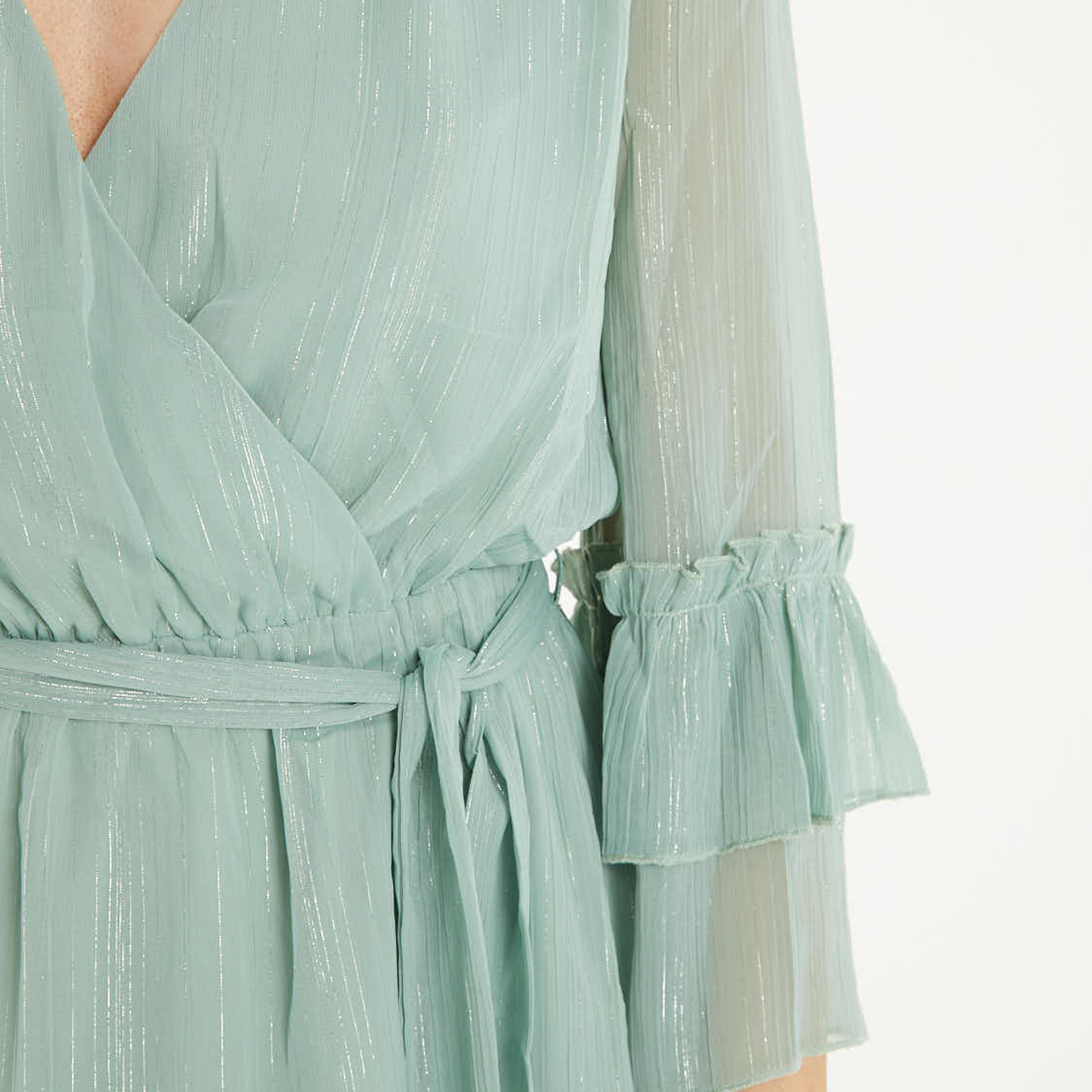 فستان قصير سكيتر ملفوف برقبة على شكل وى سادة من كويز-women-clothing-dresses-image-3