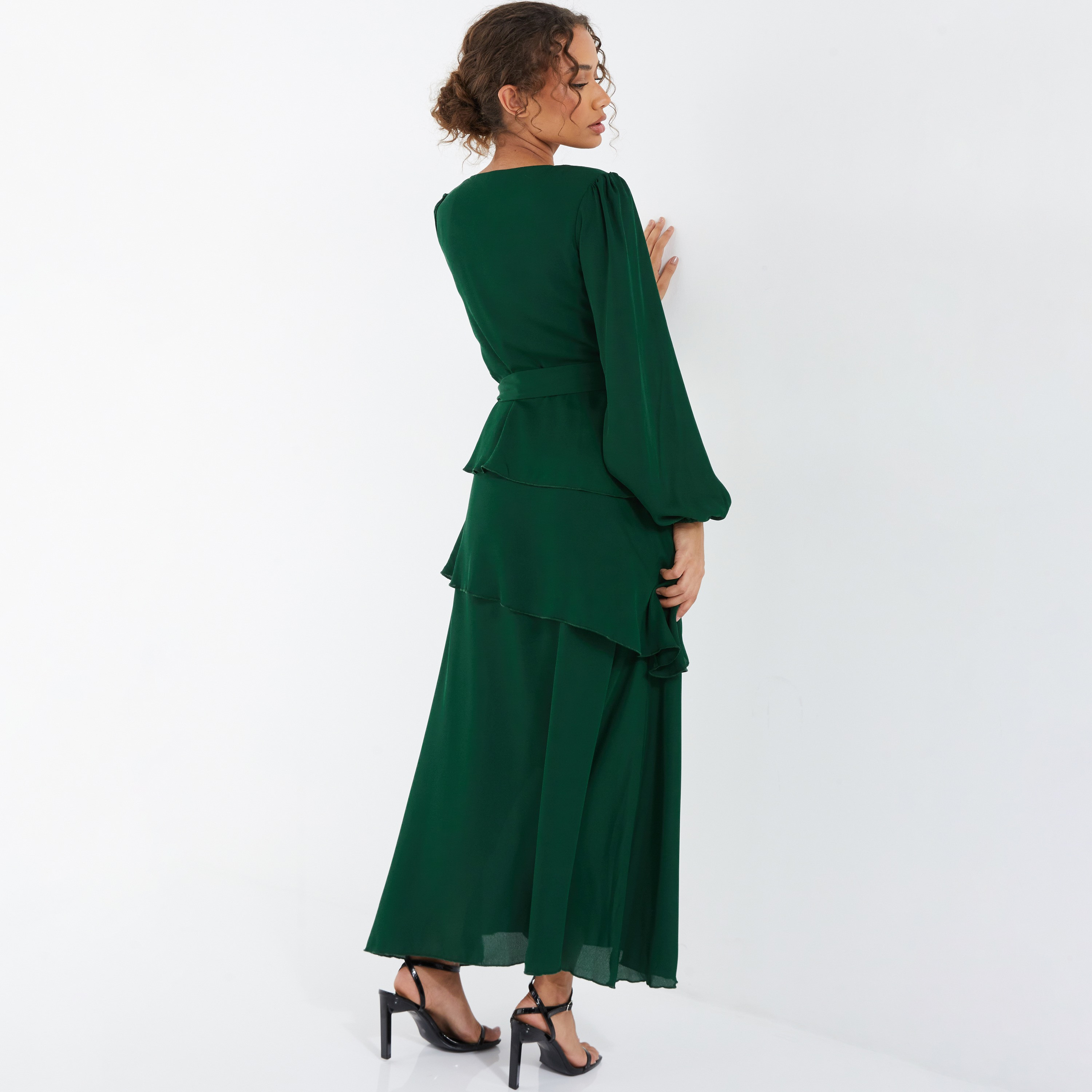 فستان ماكسي سادة ملفوف بفتحة رقبة على شكل حرف V من كويز-women-clothing-dresses-image-4