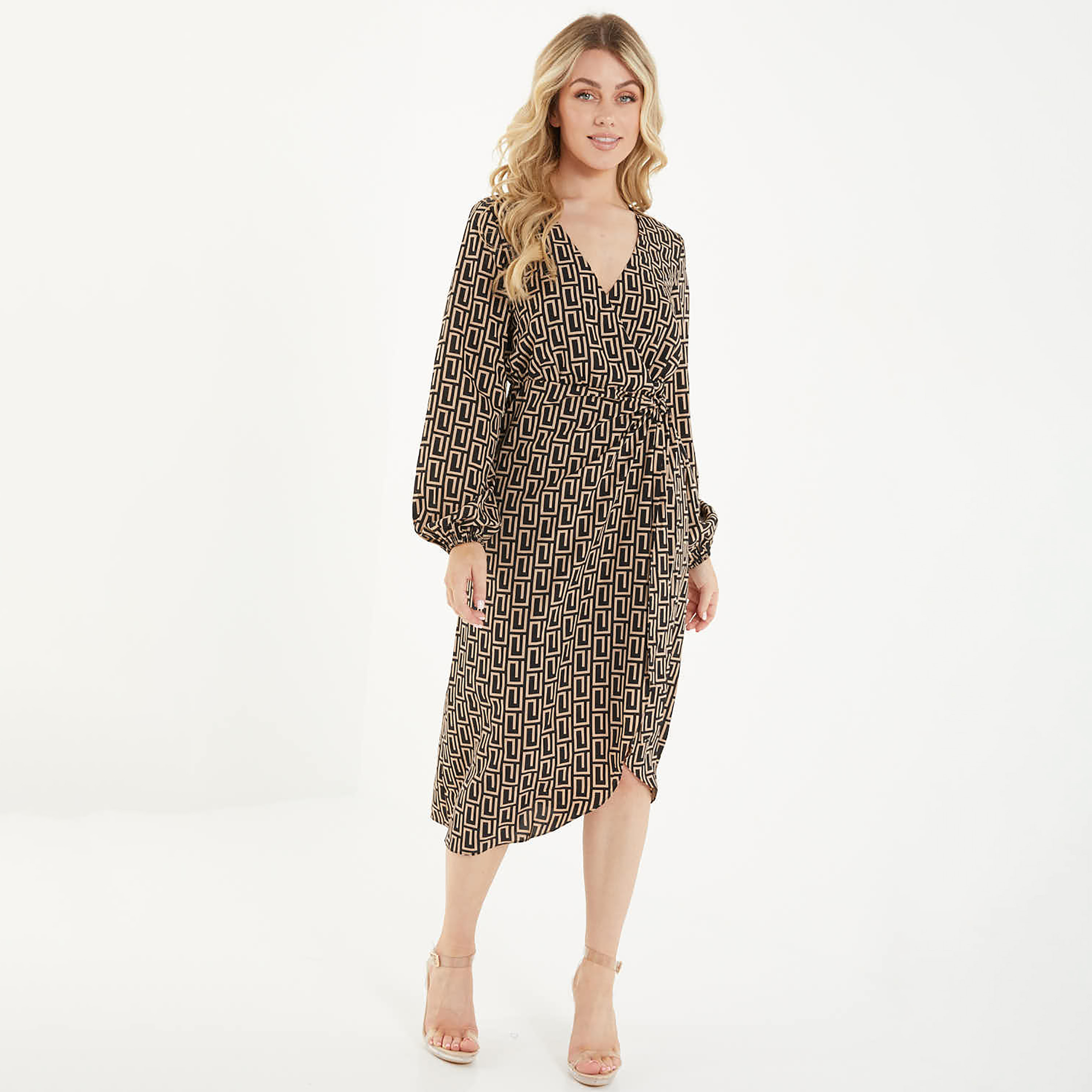 كويز - فستان لف بطول متوسط وياقة V - أشكال هندسية-women-clothing-dresses-image-1