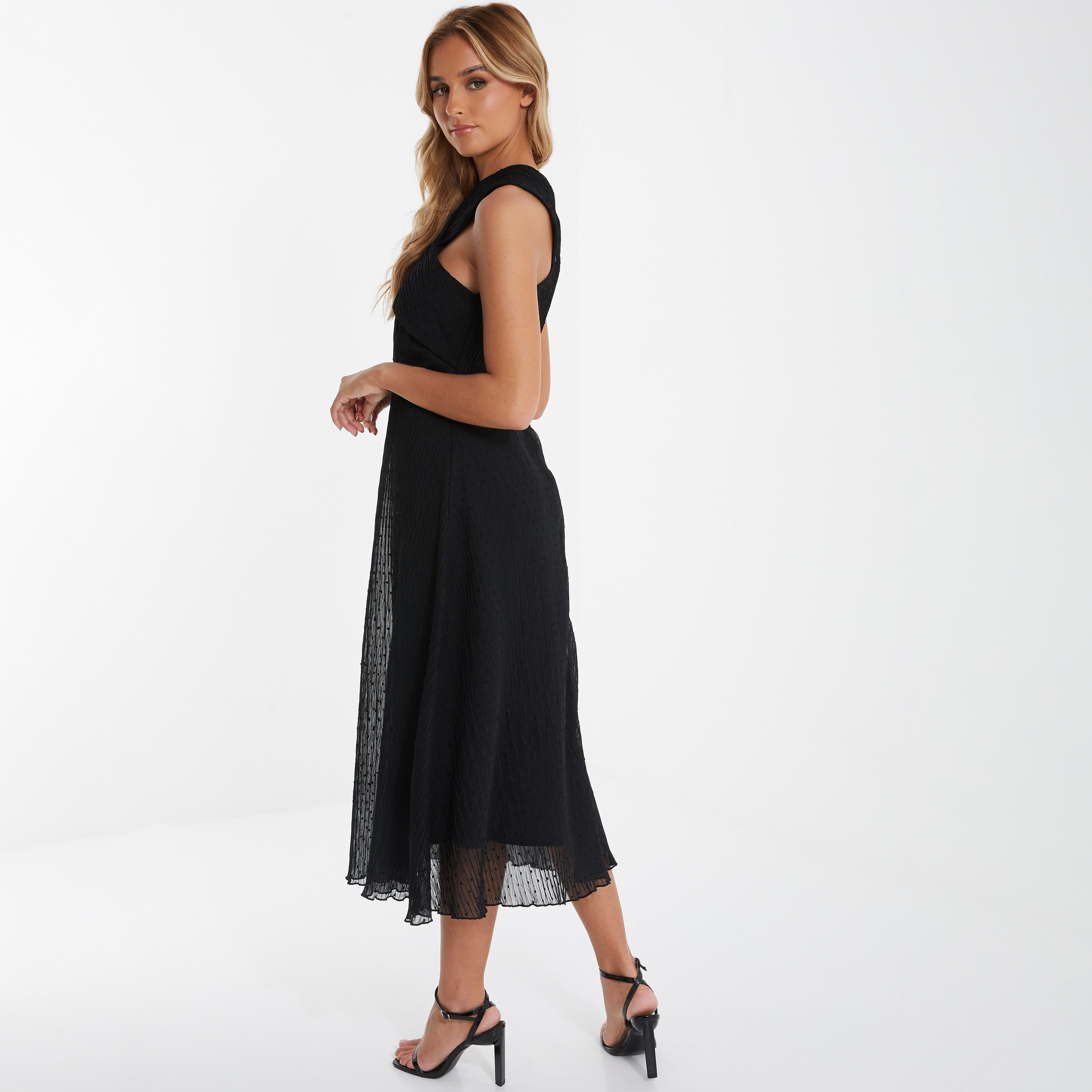 Quiz Textured Halter Neck Maxi Dress-women-clothing-dresses-image-4