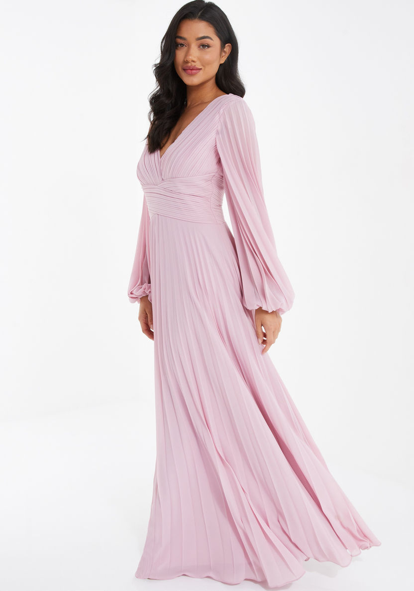 Buy Women's Quiz Pleated V-Neck Pleated Maxi Dress Online | Centrepoint UAE