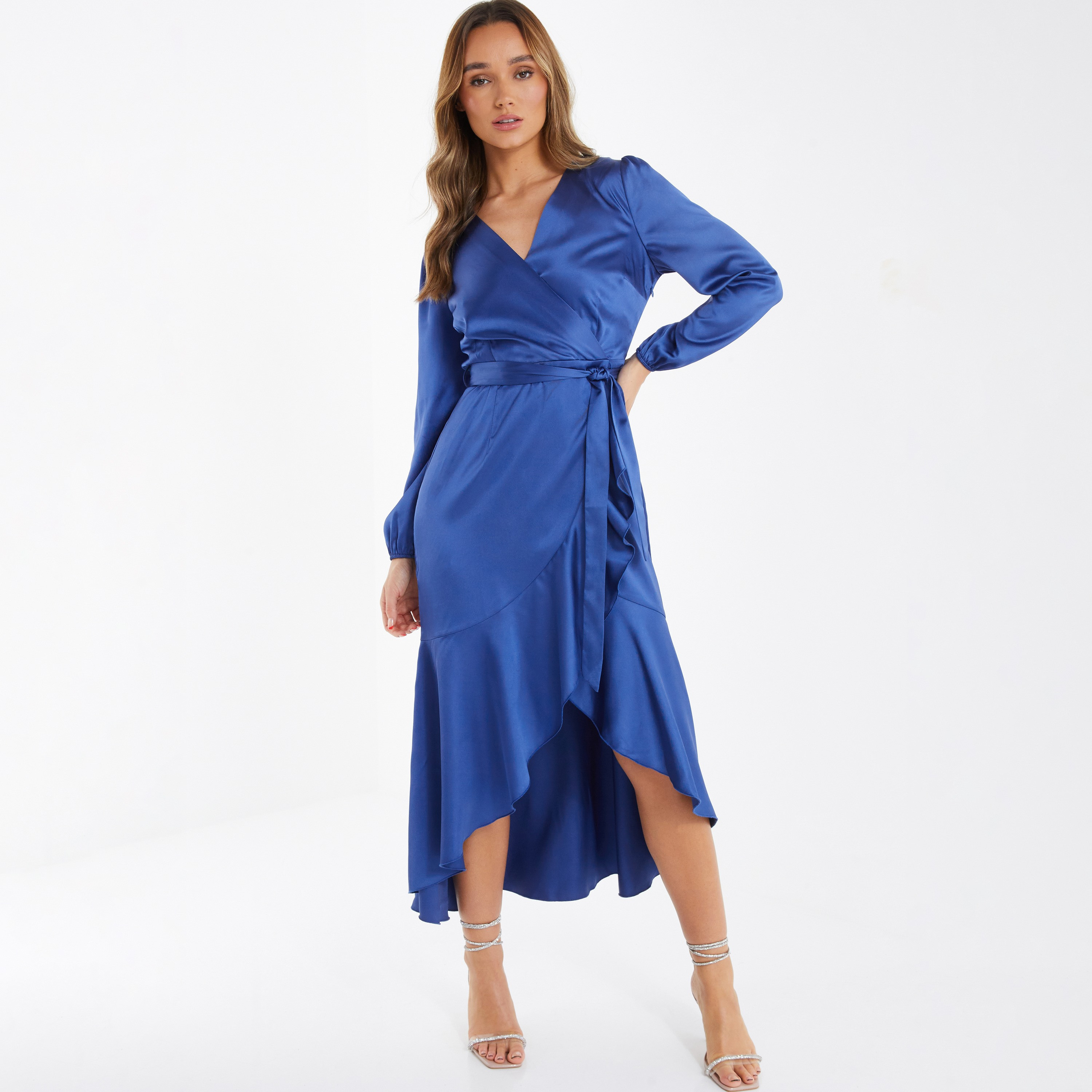 فستان متوسط الطول سادة ملفوف برقبة على شكل حرف V من كويز-women-clothing-dresses-image-1