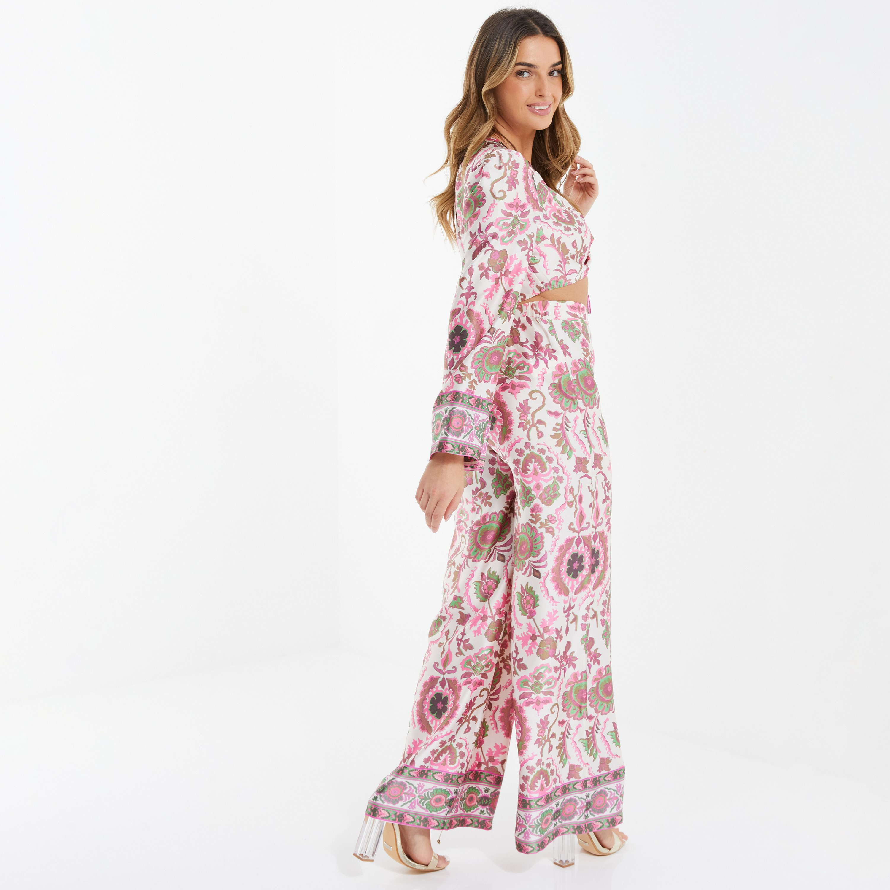 Quiz Paisley V-Neck Long Sleeves Crop Top-women-clothing-shirtsandblouses-blouses-image-3