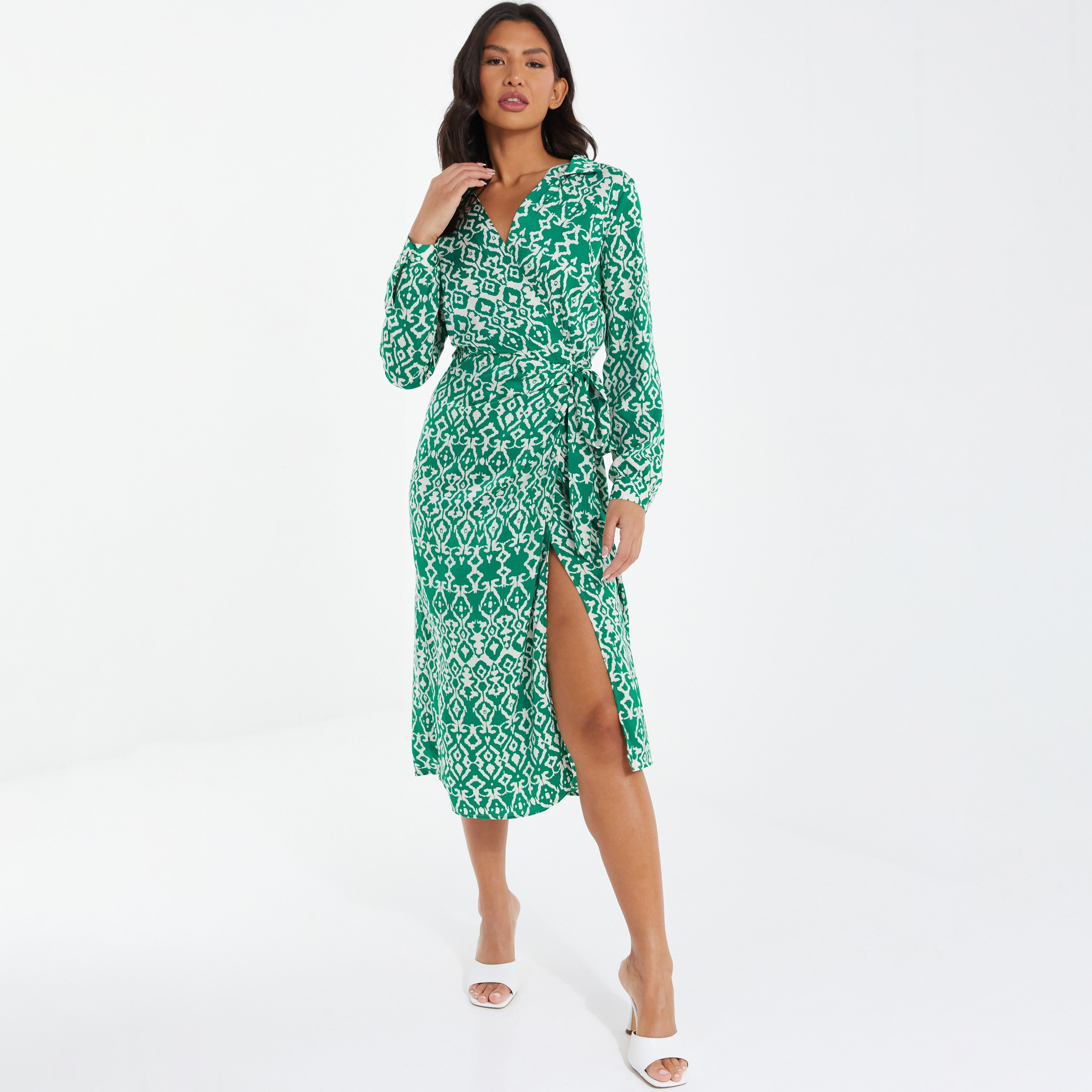 كويز - فستان لف بطول متوسط وياقة مثنية - رسومات أزتيك-women-clothing-dresses-image-1