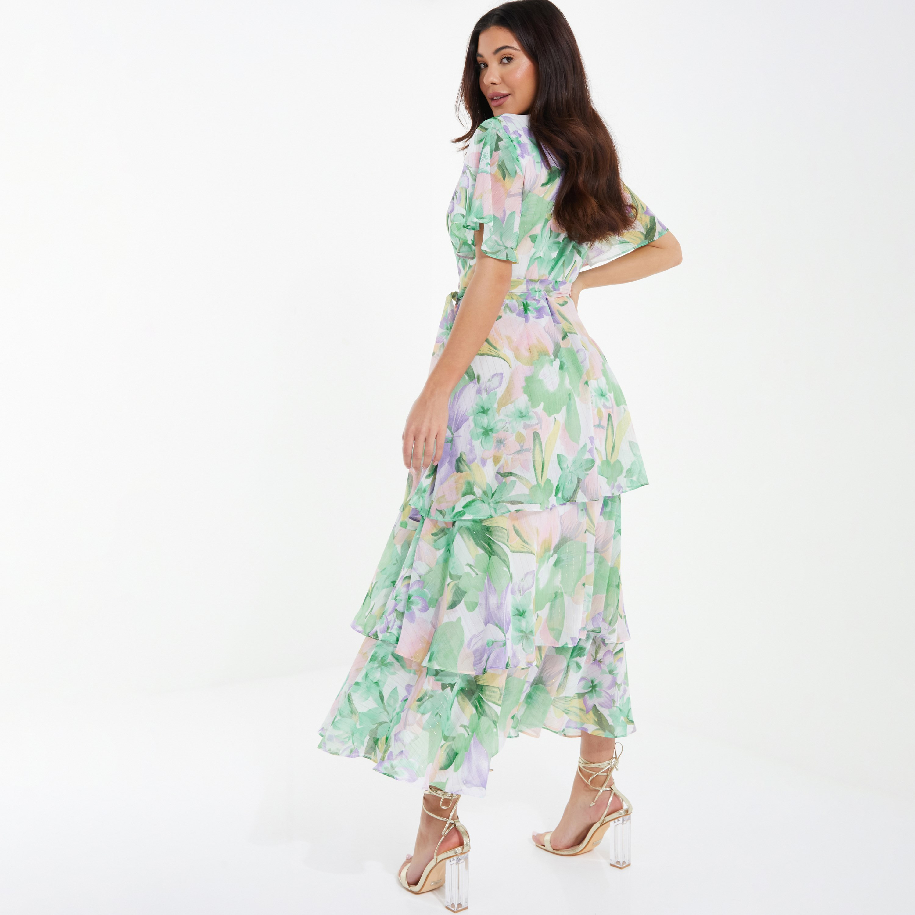 كويز - فستان لف بطول متوسط وياقة V - رسومات استوائية-women-clothing-dresses-image-4