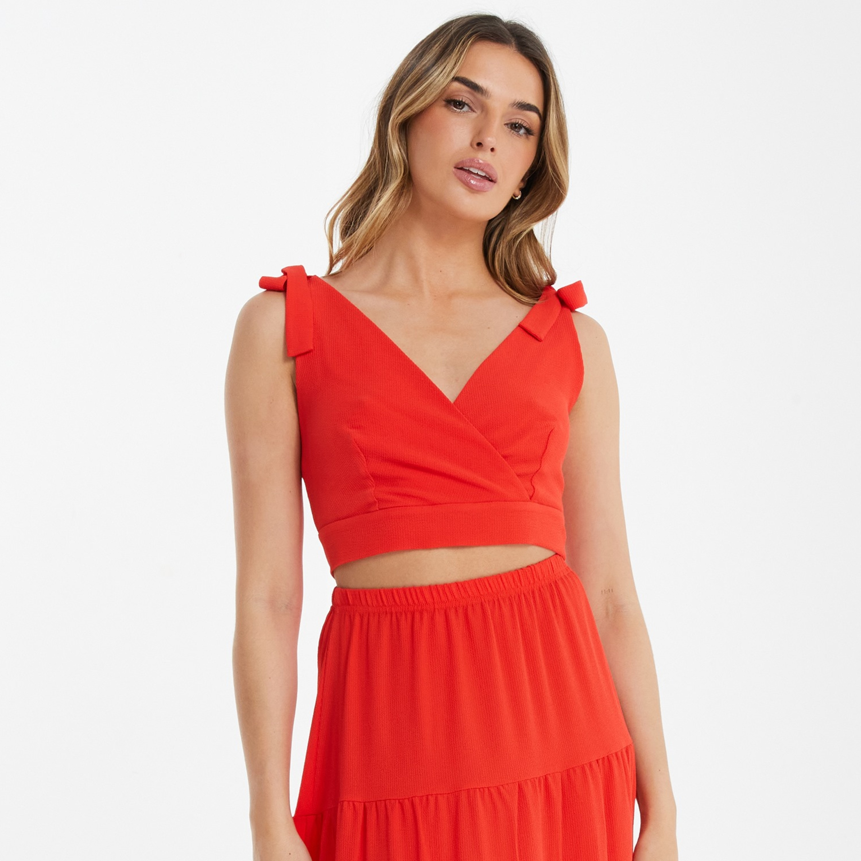 Quiz Plain V-Neck Crop Top-women-clothing-shirtsandblouses-blouses-image-1
