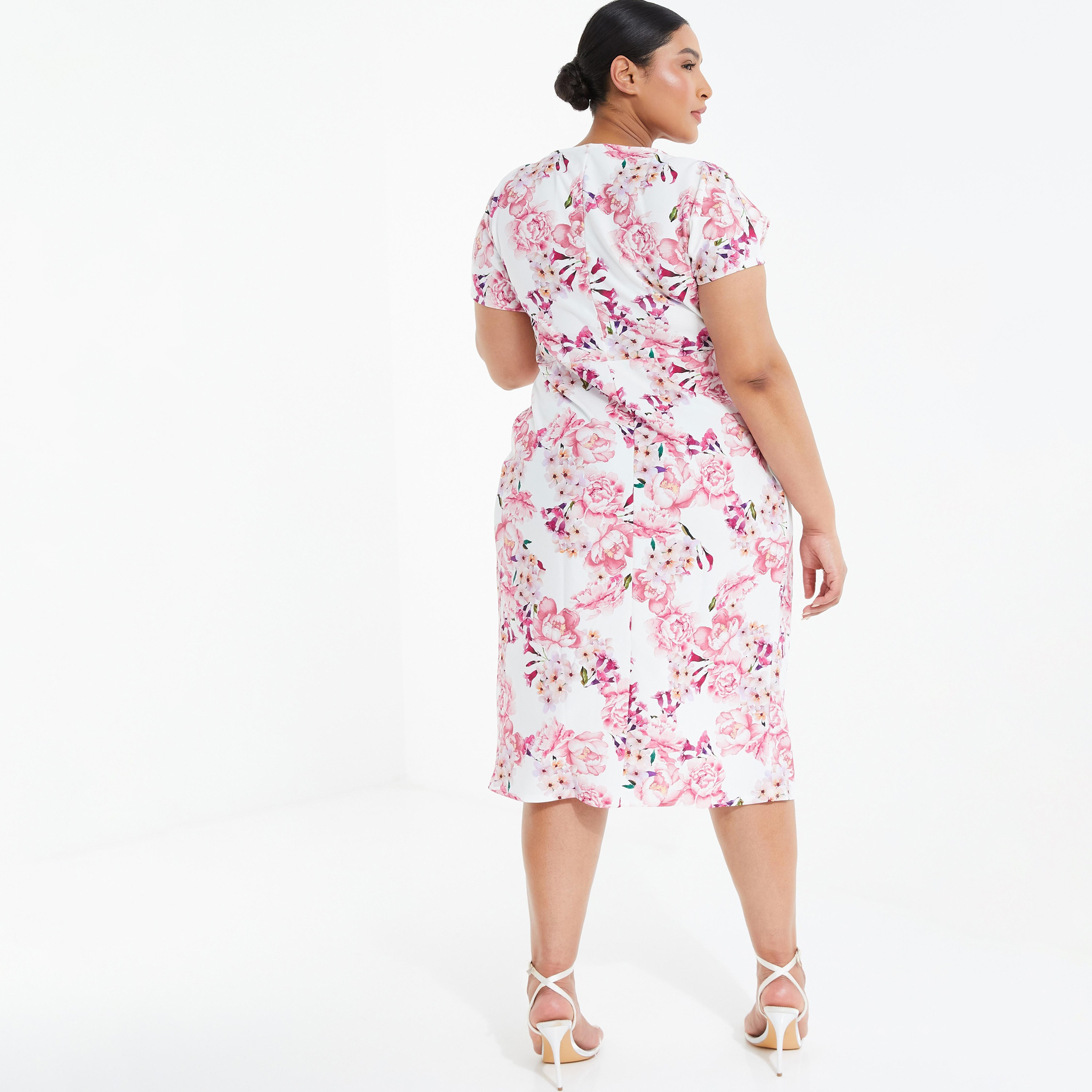  فستان متوسط الطول ملفوف برقبة على شكلV بطبعة الزهور من كويز-women-clothing-dresses-image-4