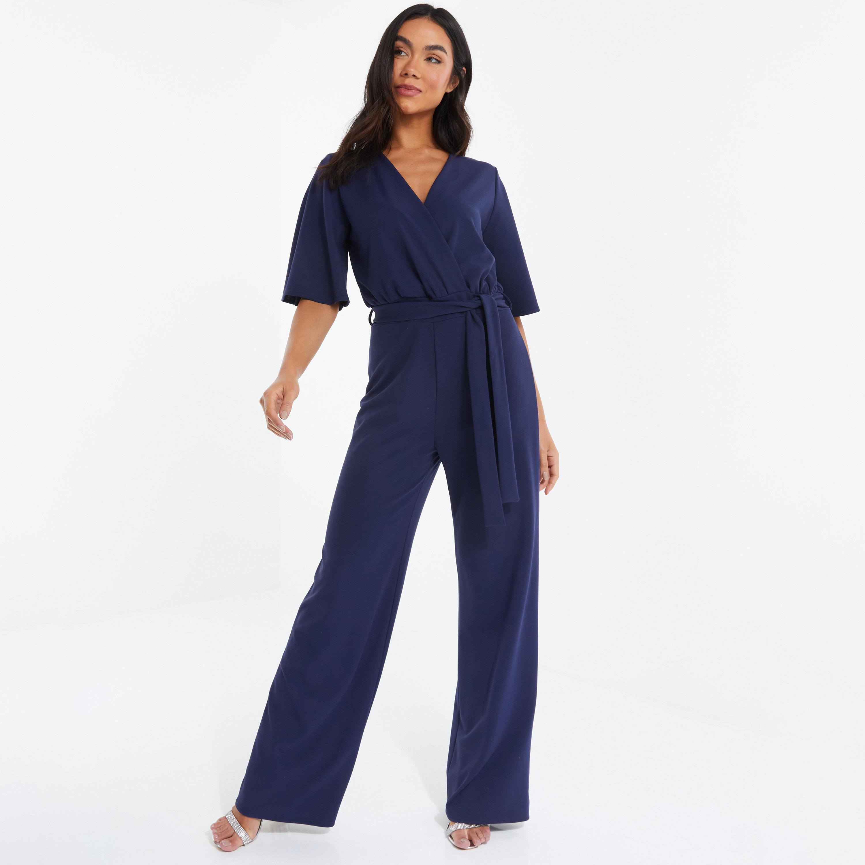  جمبسوت بأكمام قصيرة وبرقبة على شكلV سادة من كويز-women-clothing-dresses-image-1