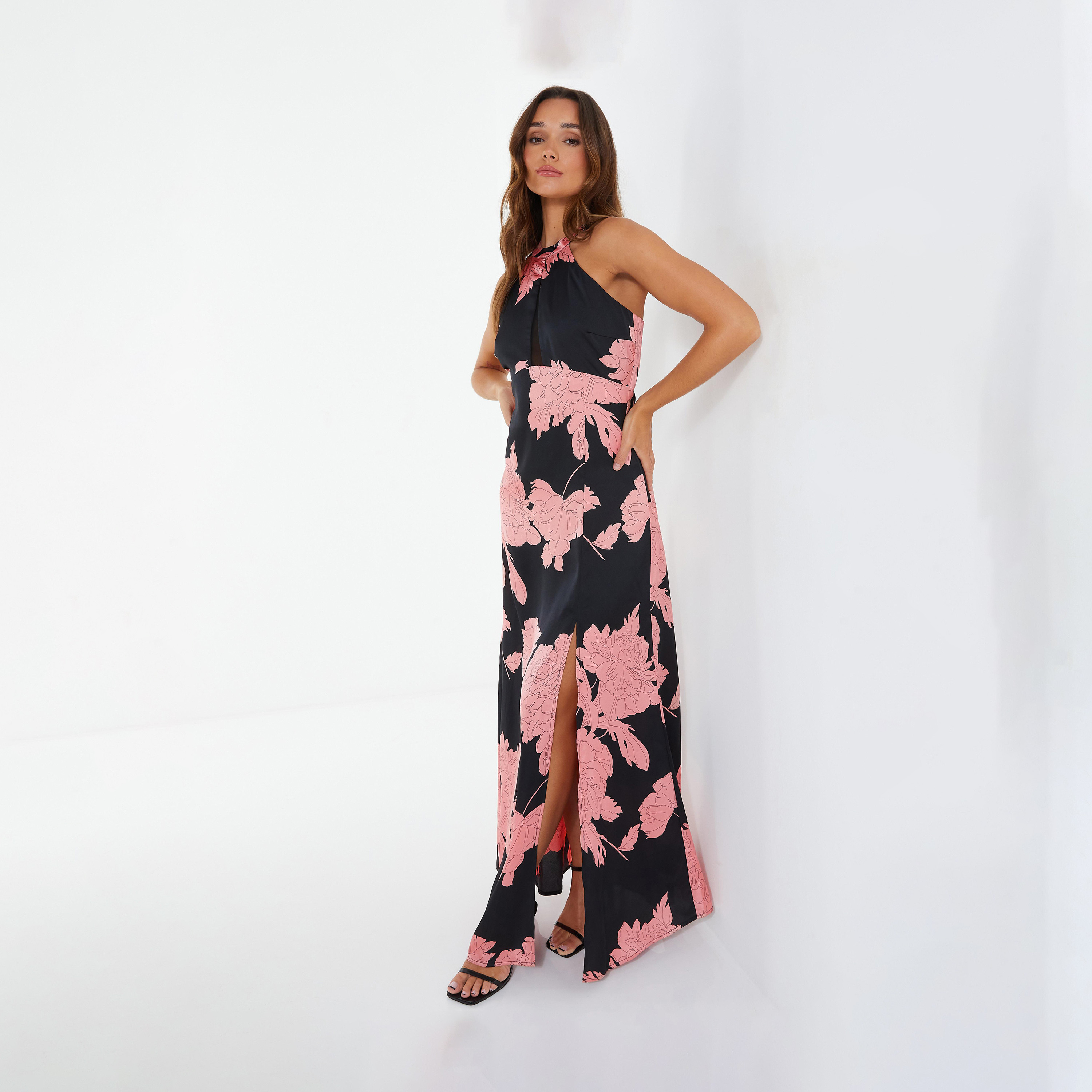 كويز-  فستان سهرة ماكسي أسود/وردي برقبة على شكل حرف V من الساتان الوردي الفاتح-women-clothing-dresses-image-3