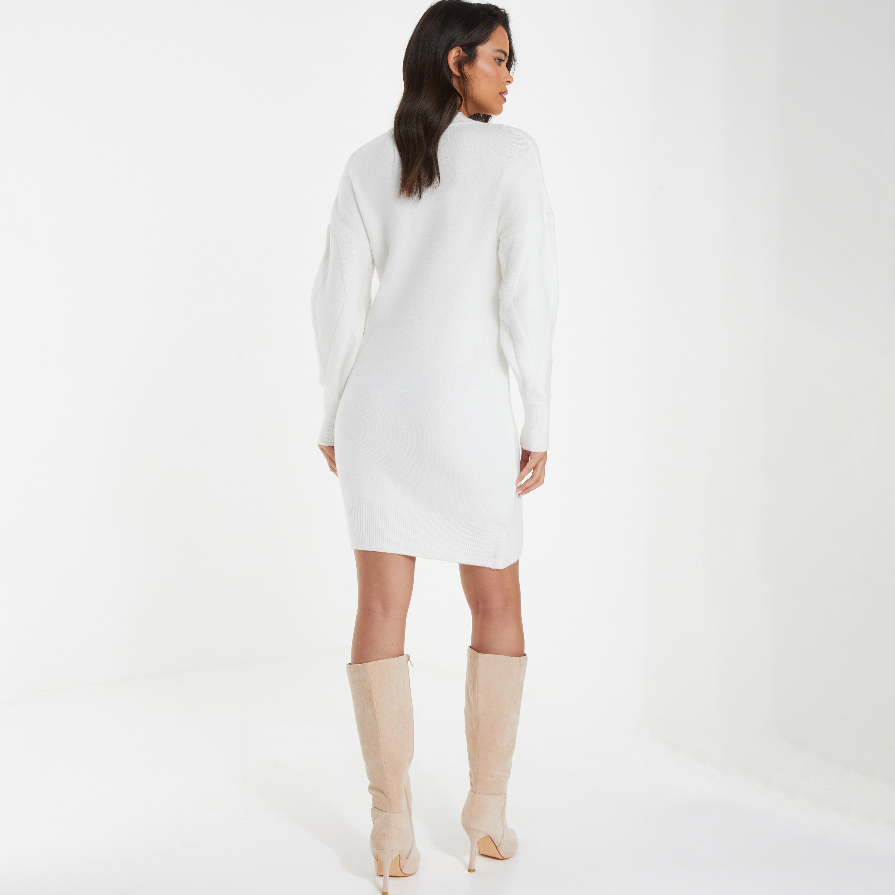 فستان جامبر قصير منسوج بياقة عالية من كويز-women-clothing-dresses-image-4