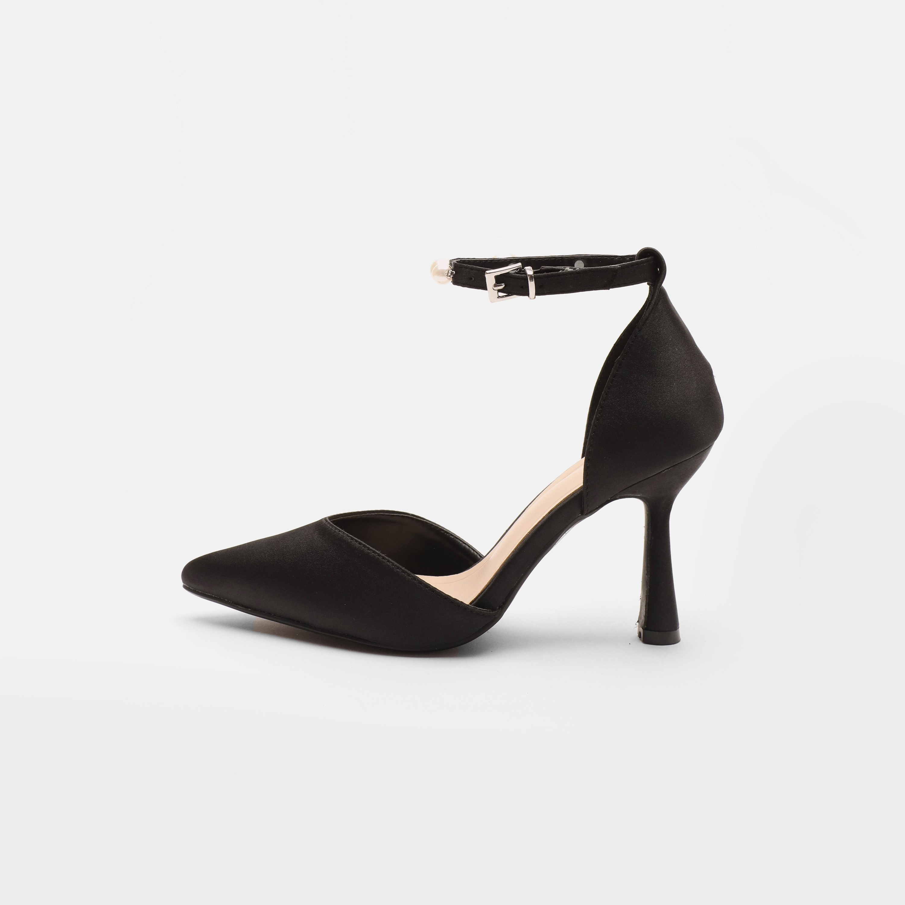 صندل نسائي بكعب صغير وشريط للكاحل من كويز مع لؤلؤية | 00100040073-women-shoes-heels-image-3