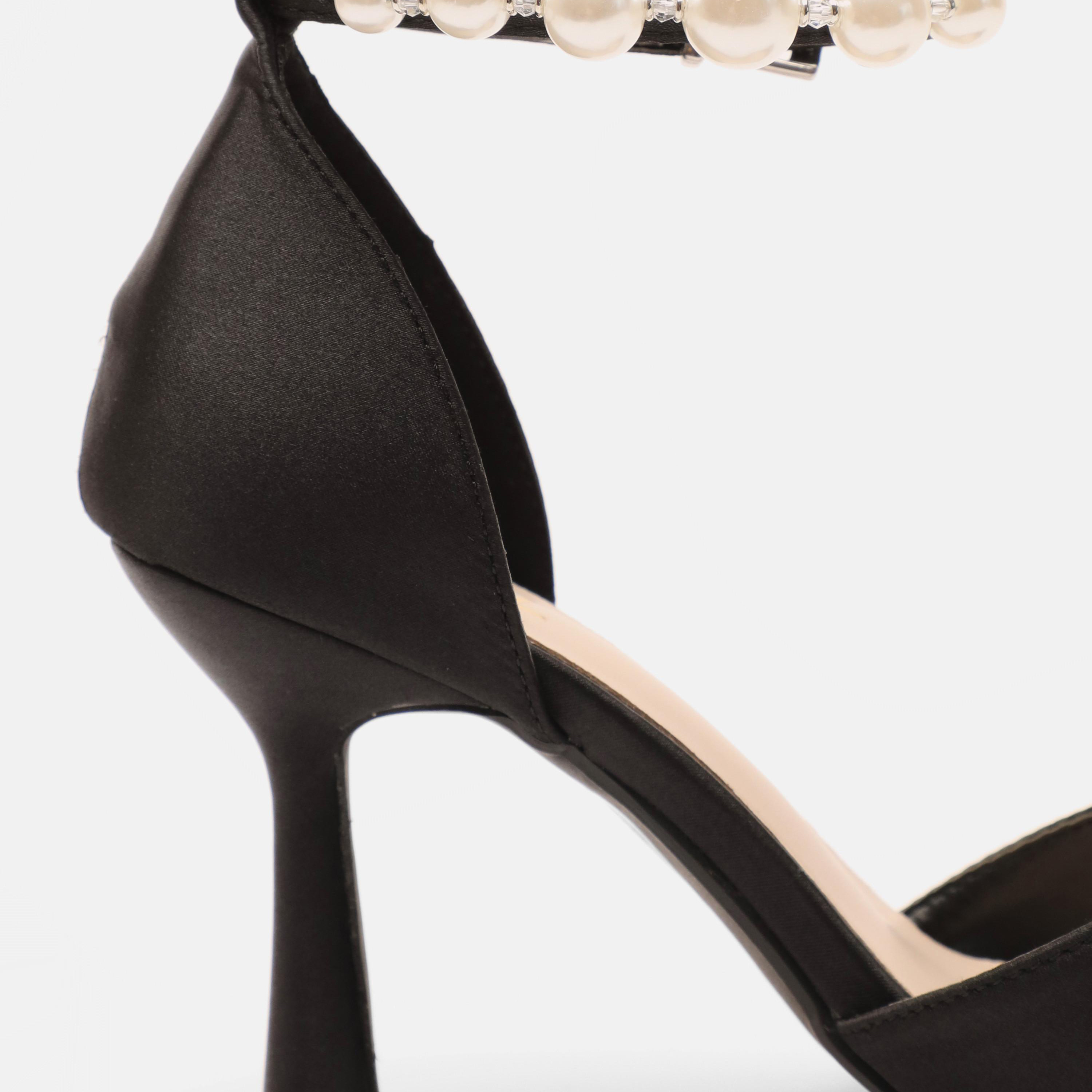 صندل نسائي بكعب صغير وشريط للكاحل من كويز مع لؤلؤية | 00100040073-women-shoes-heels-image-5