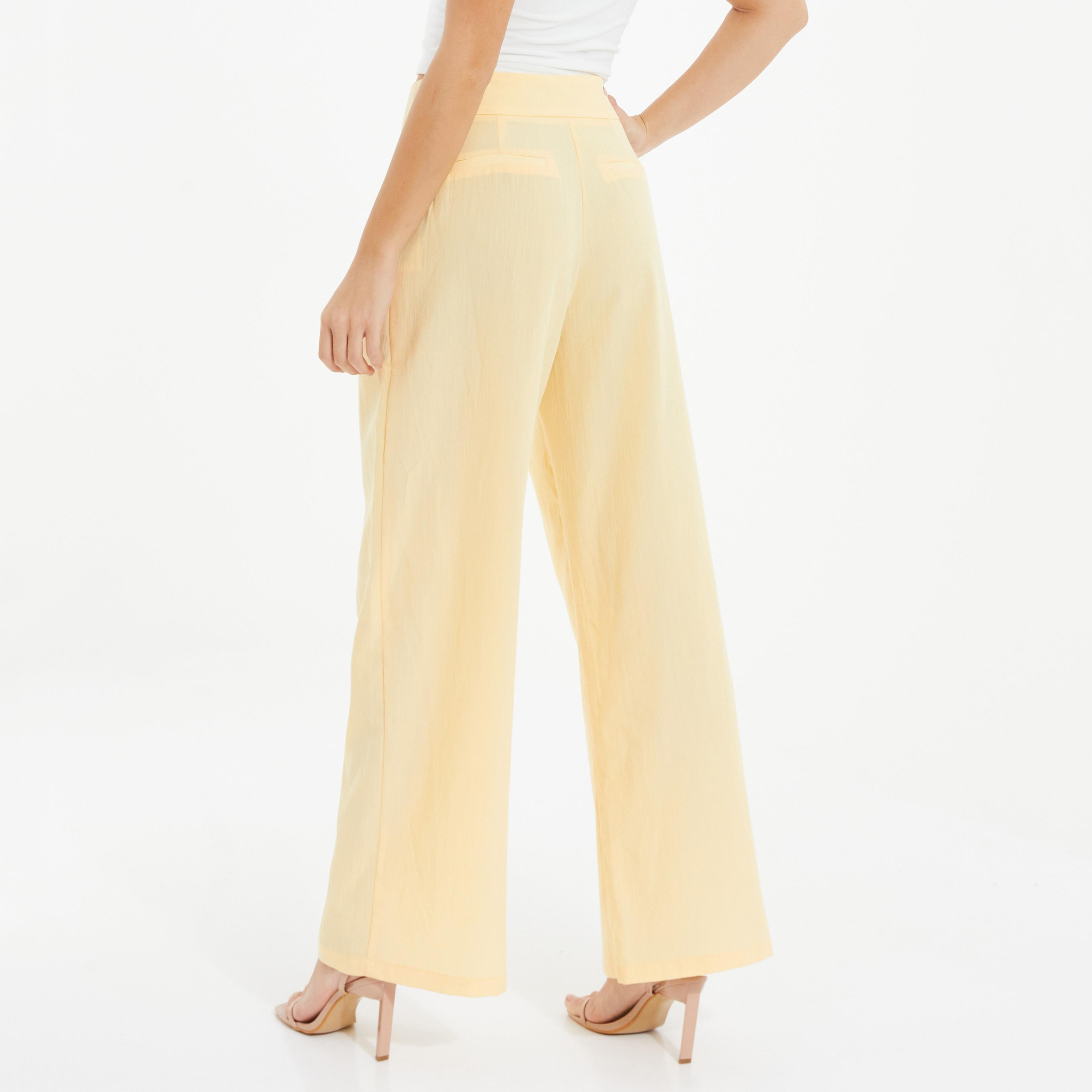 تروزر عادي بخصر عالٍ وطيات أمامية من كويز-women-clothing-bottoms-trousers-image-4