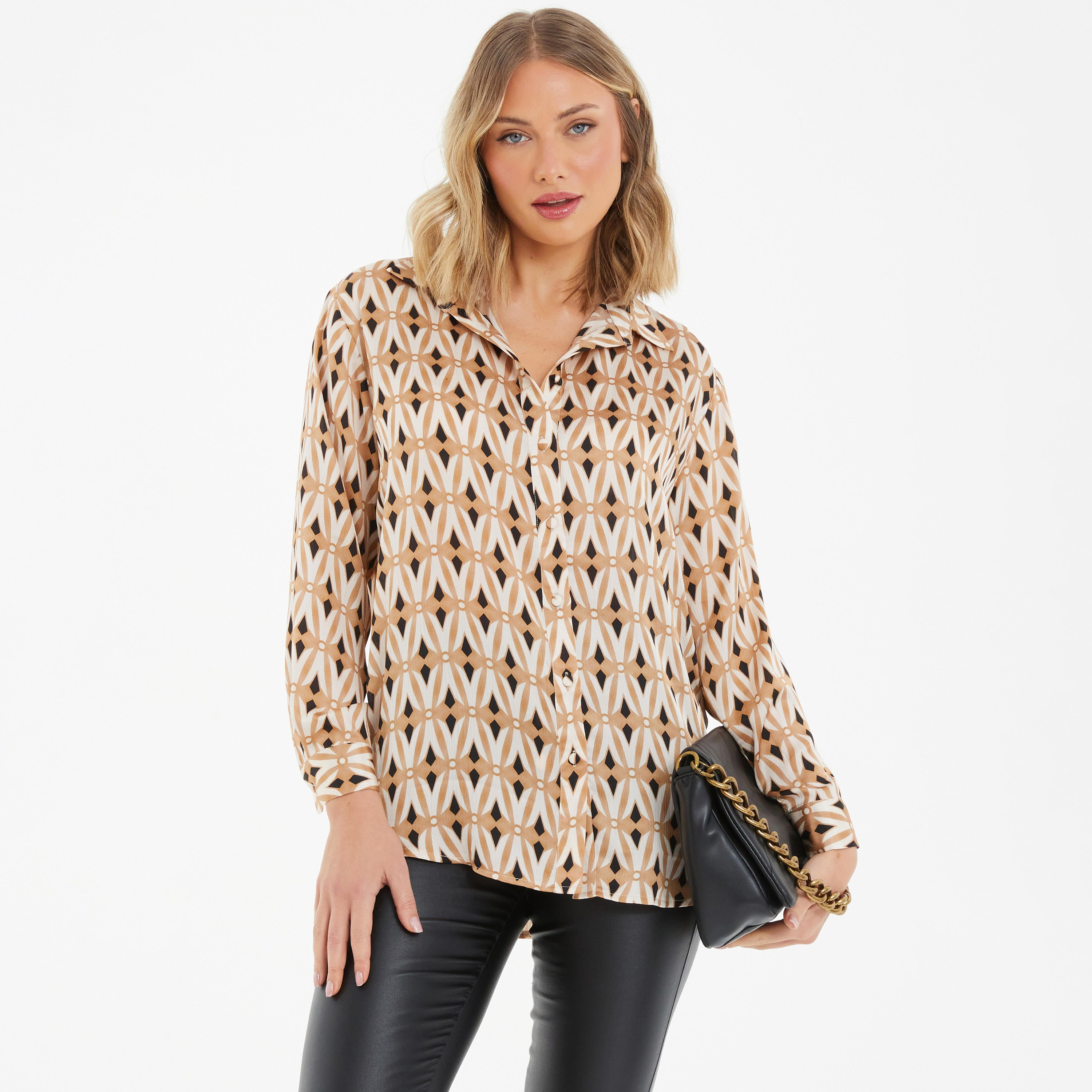 قميص بأكمام طويلة وياقة مطبوعة هندسية من كويز -women-clothing-shirtsandblouses-blouses-image-1