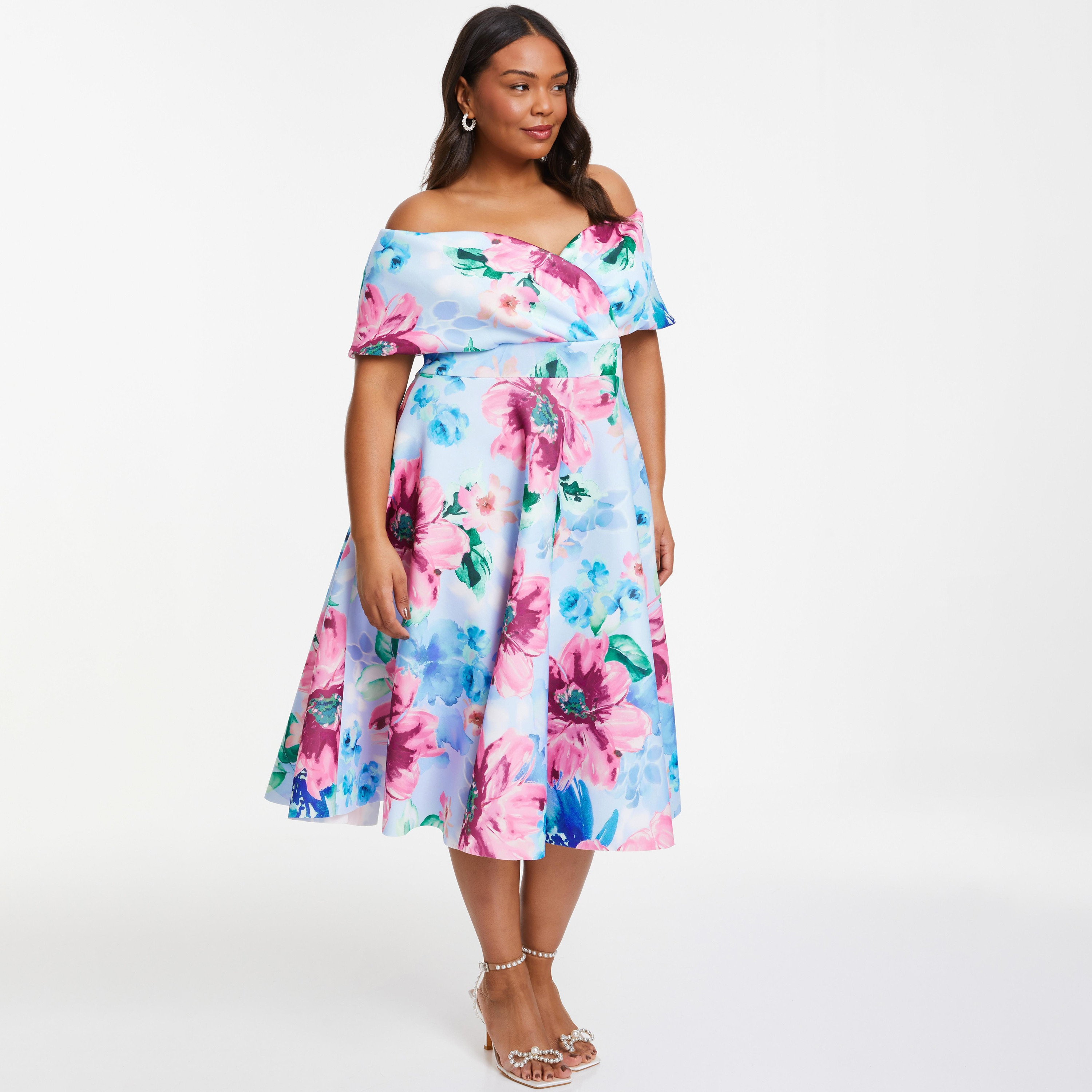 فستان متزلج متوسط الطول بياقة باردوت ومطبوعة بزهور من كويز-women-clothing-dresses-image-1