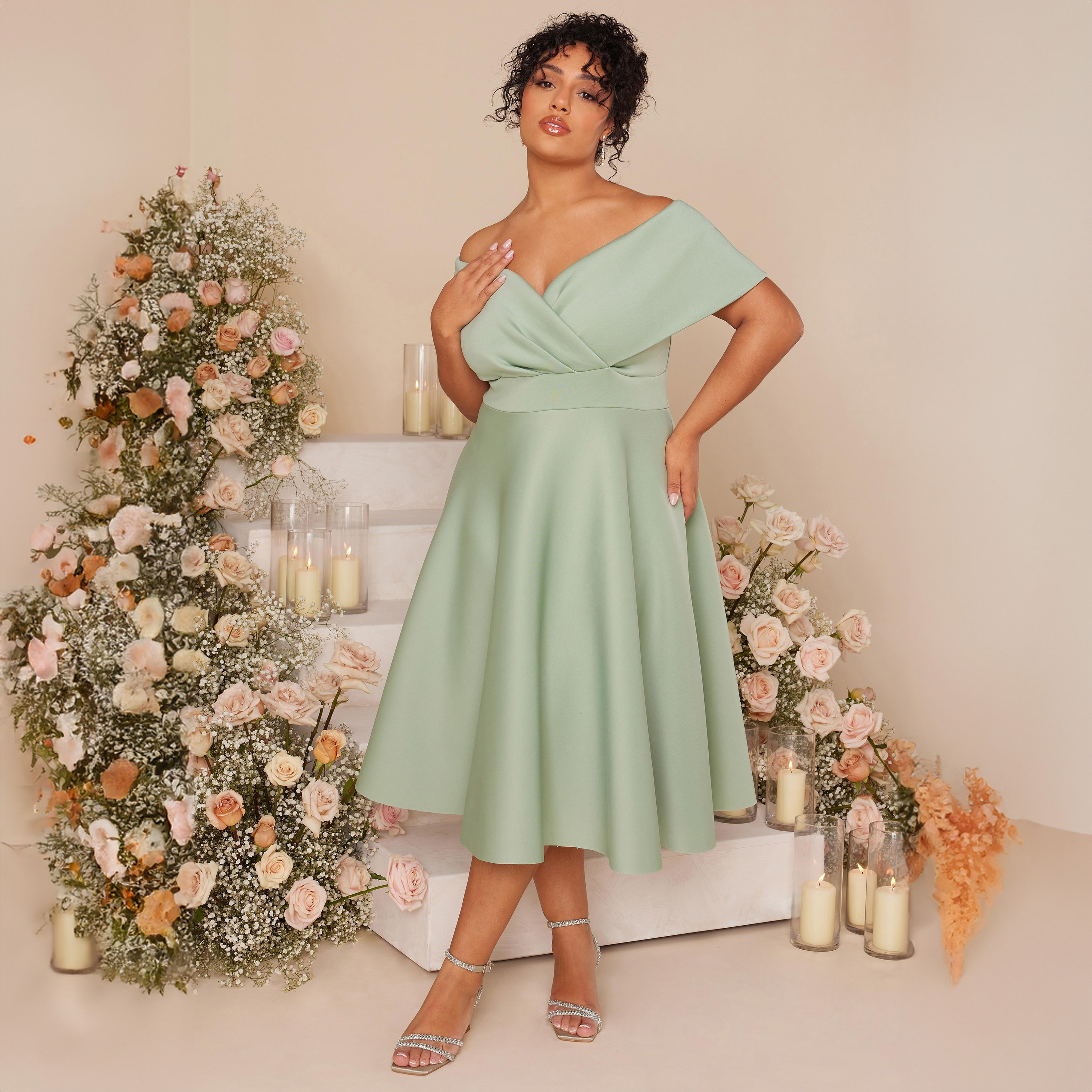 فستان متزلج متوسط الطول بياقة باردوت سادة من كويز-women-clothing-dresses-image-1