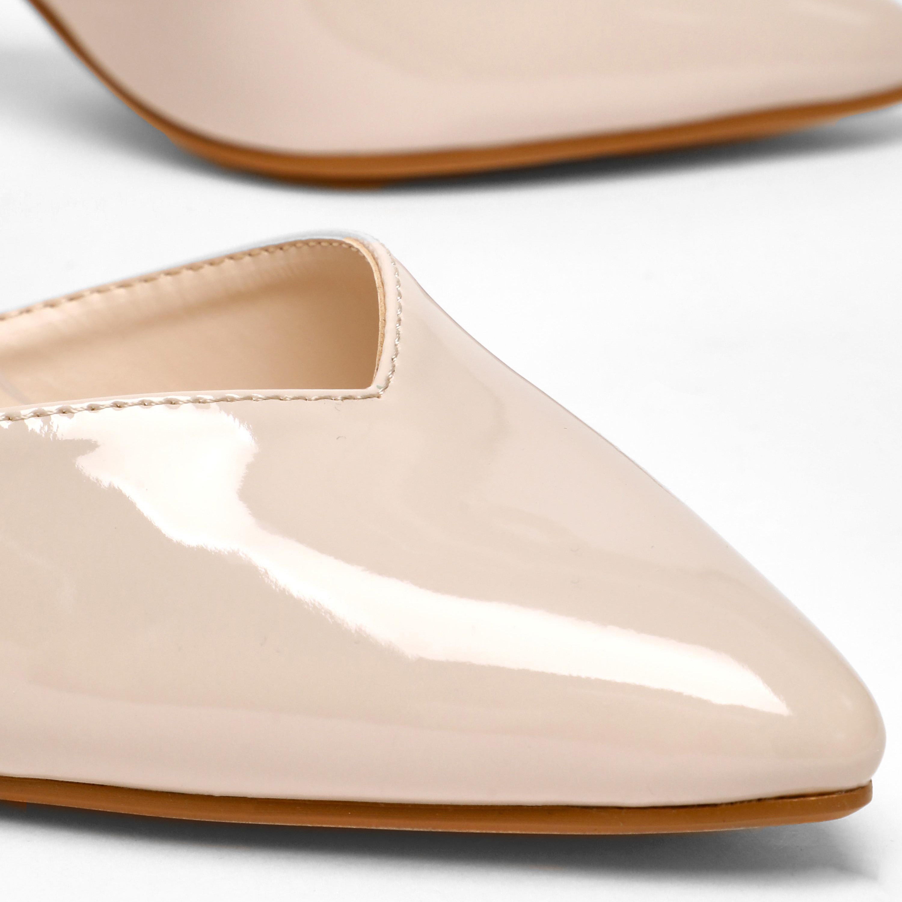 حذاء ميولز بكعب ستيليتو بإبزيم للسيدات من كويز | 100041289-women-shoes-heels-image-3