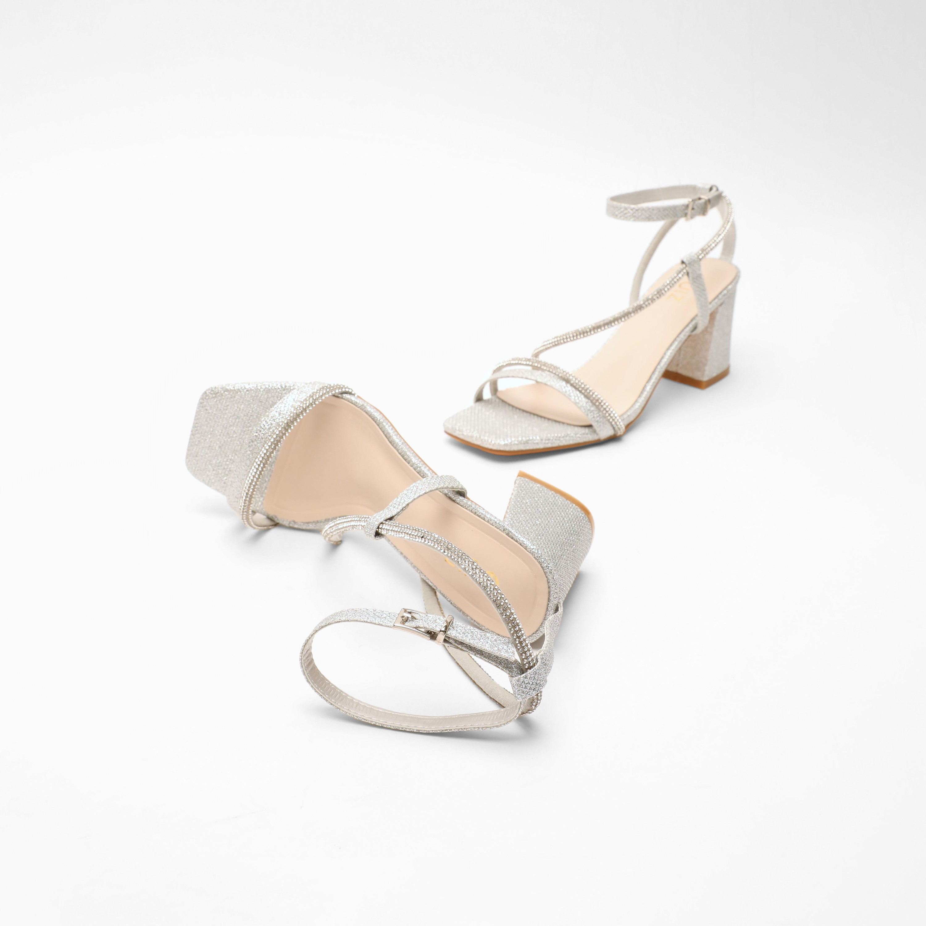 صندل نسائي بكعب عريض مع رباط للكاحل من كويز | 100041295-women-shoes-heels-image-2