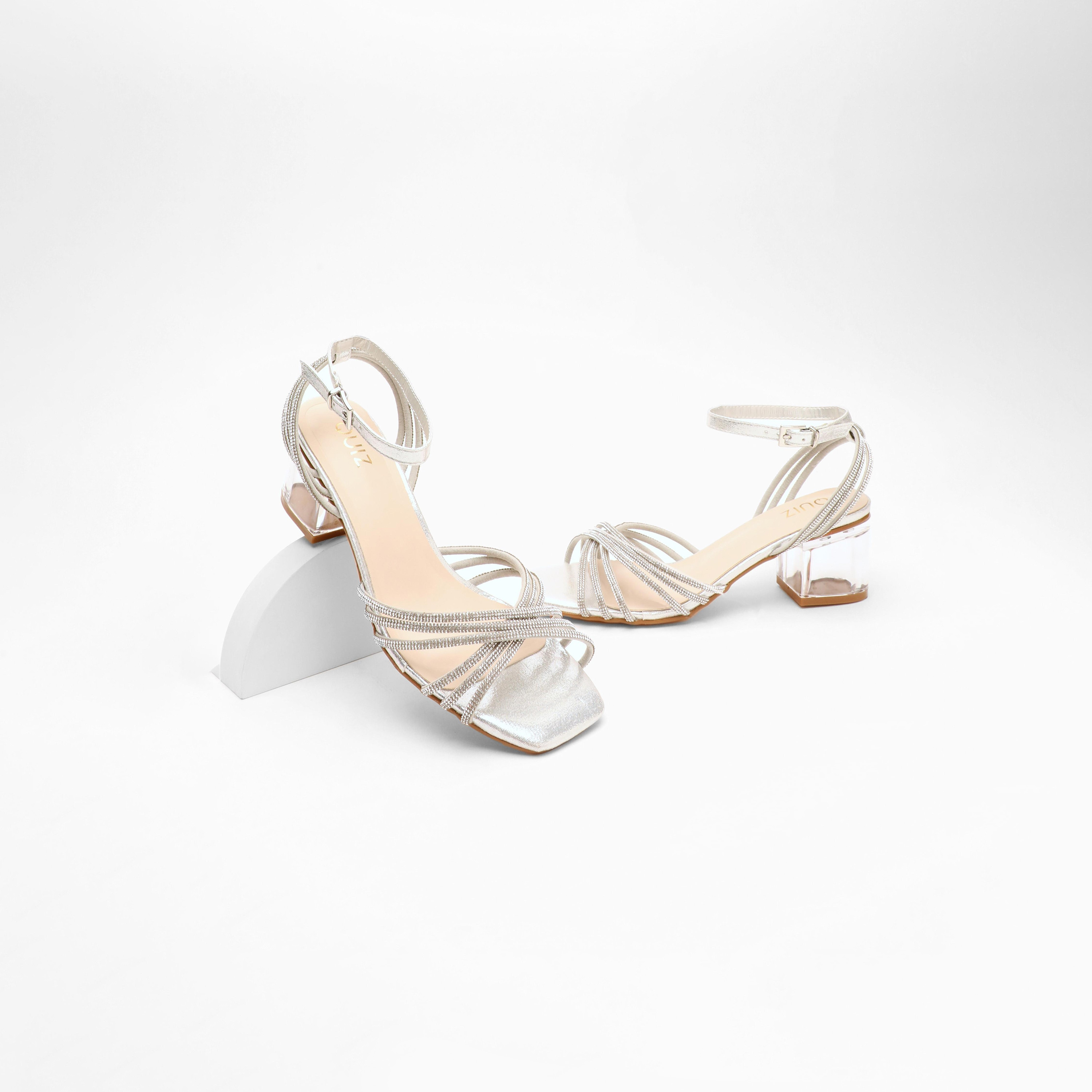 صندل نسائي شفاف بكعب عريض مع رباط للكاحل من كويز | 100041302-women-shoes-heels-image-2