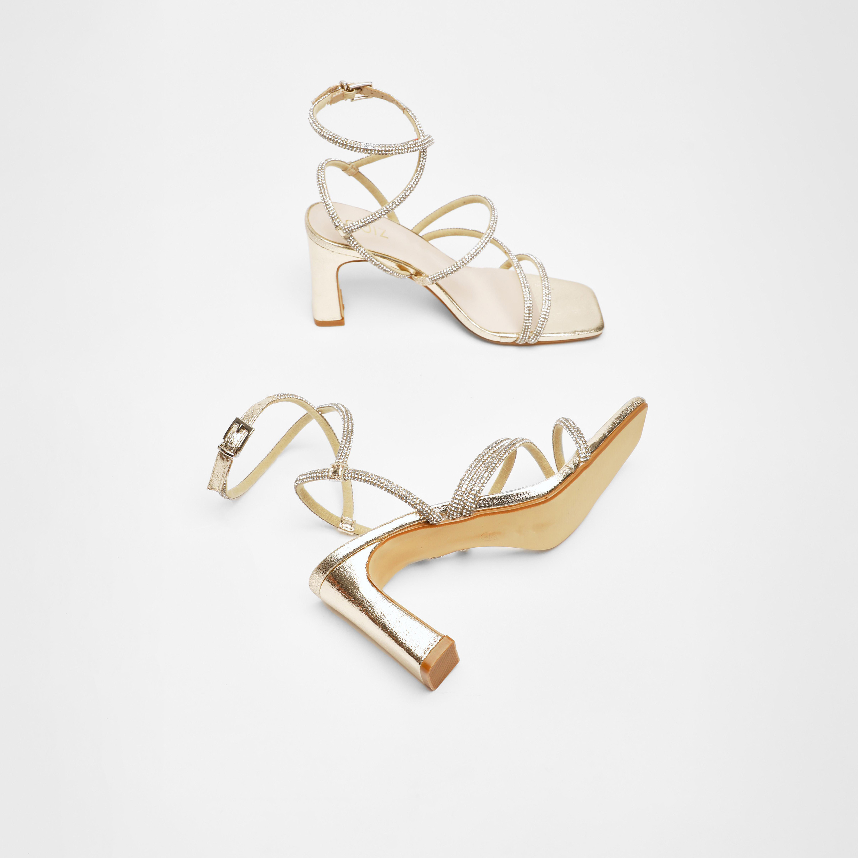 كويز- صندل نسائي بكعب عريض وحزام بإبزيم | 00100041308-women-shoes-heels-image-2