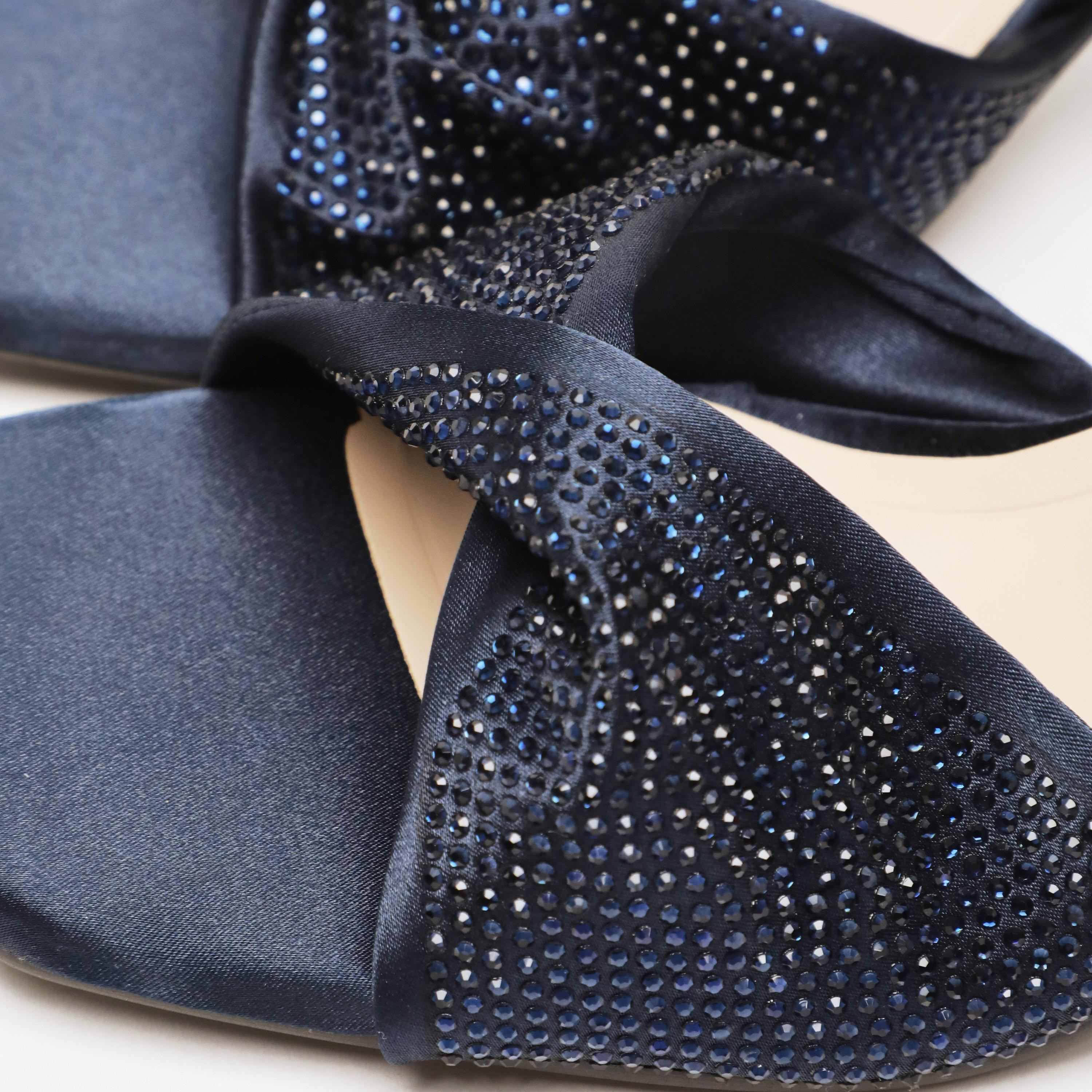 كويز- صندل نسائي بكعب منخفض وحزام بإبزيم | 00100041327-women-shoes-heels-image-3