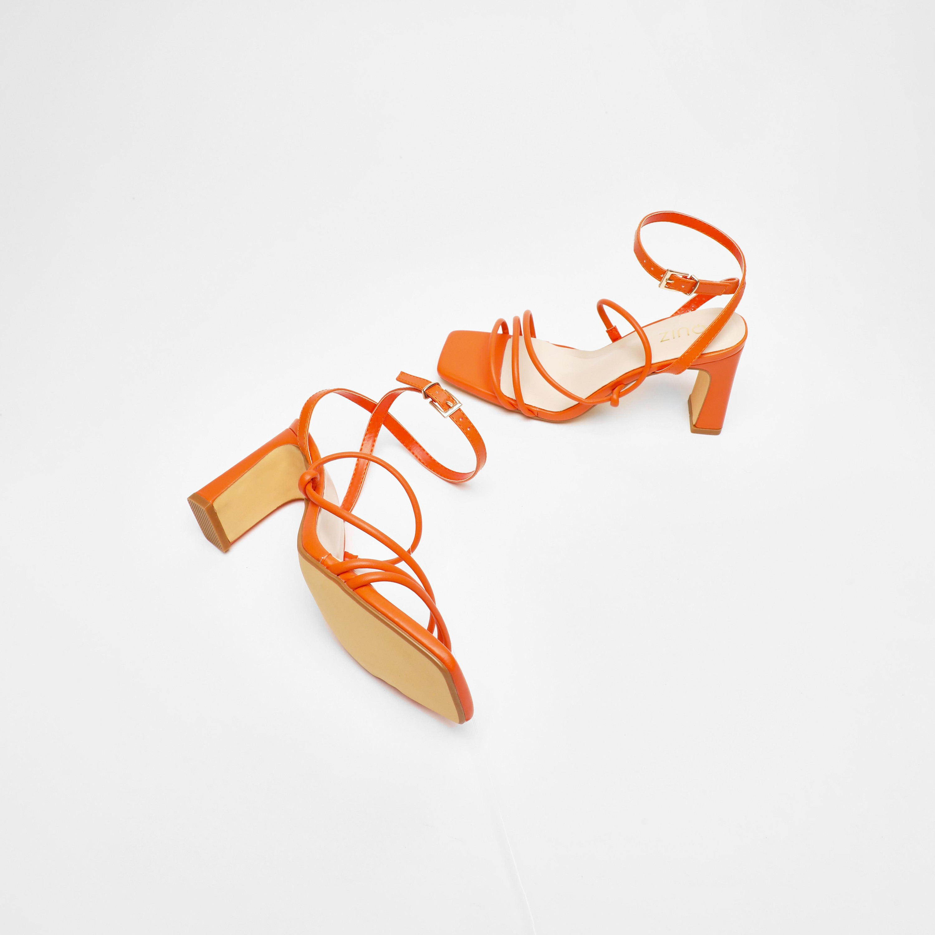 صندل نسائي بكعب سميك وحزام متقاطع عند الكاحل من كويز  | 100041372-women-shoes-heels-image-1