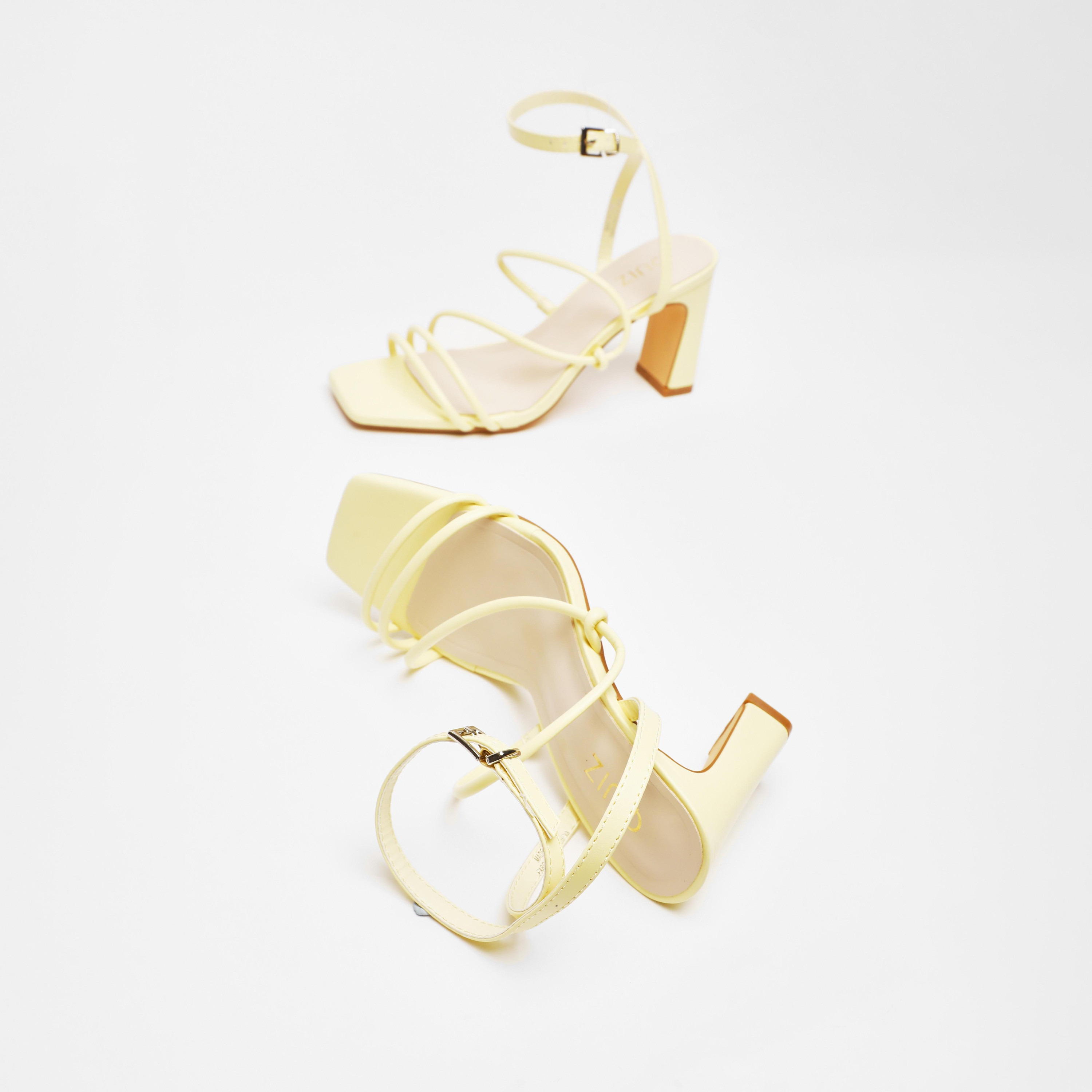 صندل نسائي بكعب سميك وحزام متقاطع عند الكاحل من كويز  | 100041372-women-shoes-heels-image-15