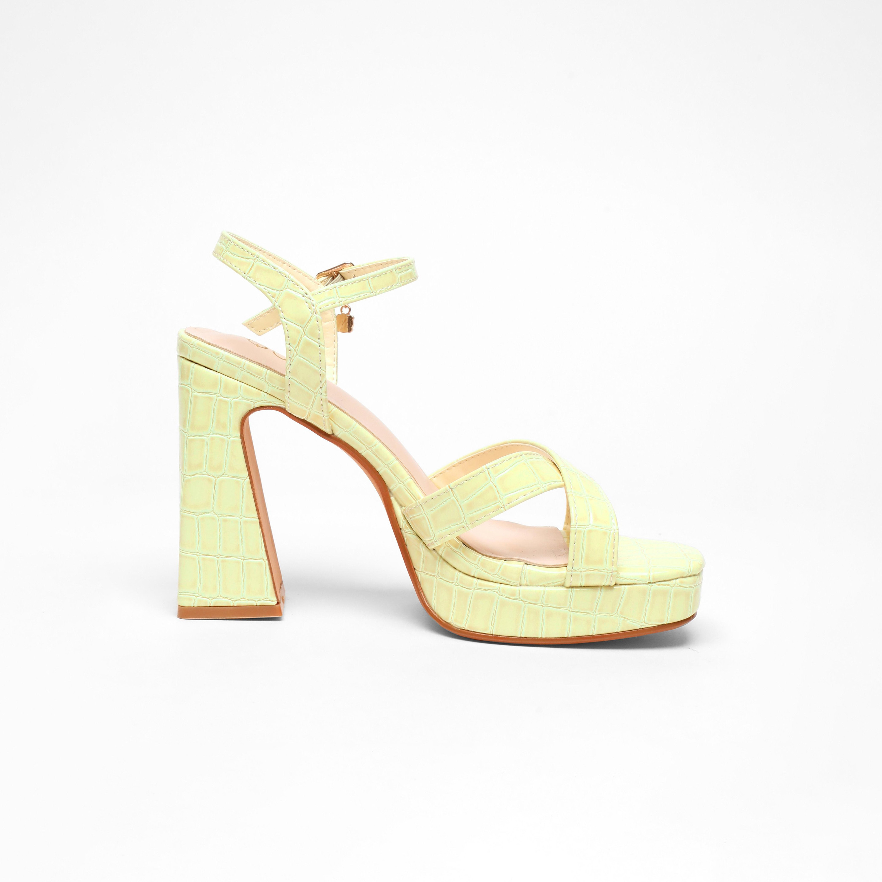 صندل كويز نسائي بكعب سميك وحزام متقاطع عند الكاحل ومزين بالكريستال  | 100041376-women-shoes-heels-image-19