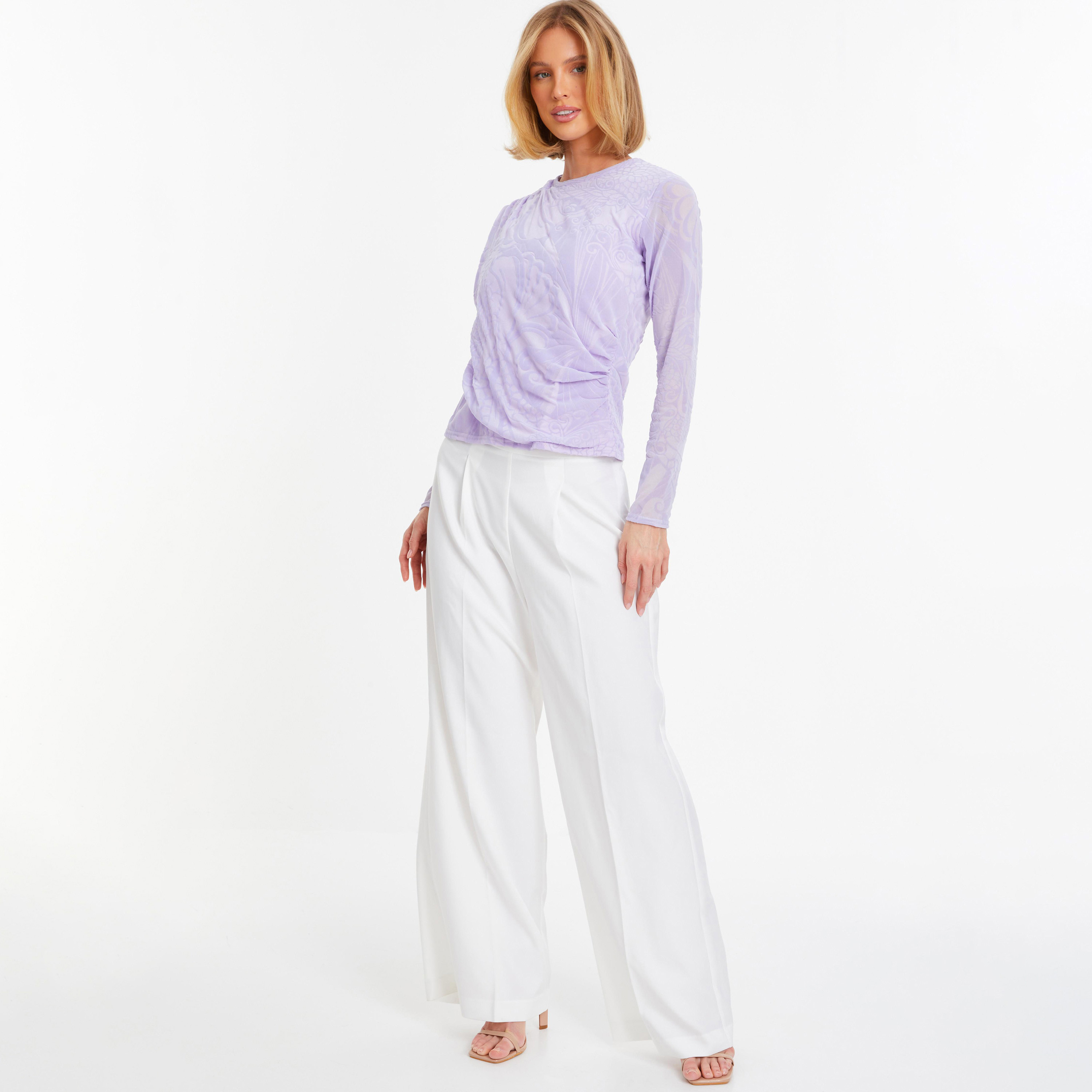 بلوزة شبكية منقوشة بياقة دائرية وأكمام طويلة من كويز-women-clothing-shirtsandblouses-blouses-image-2