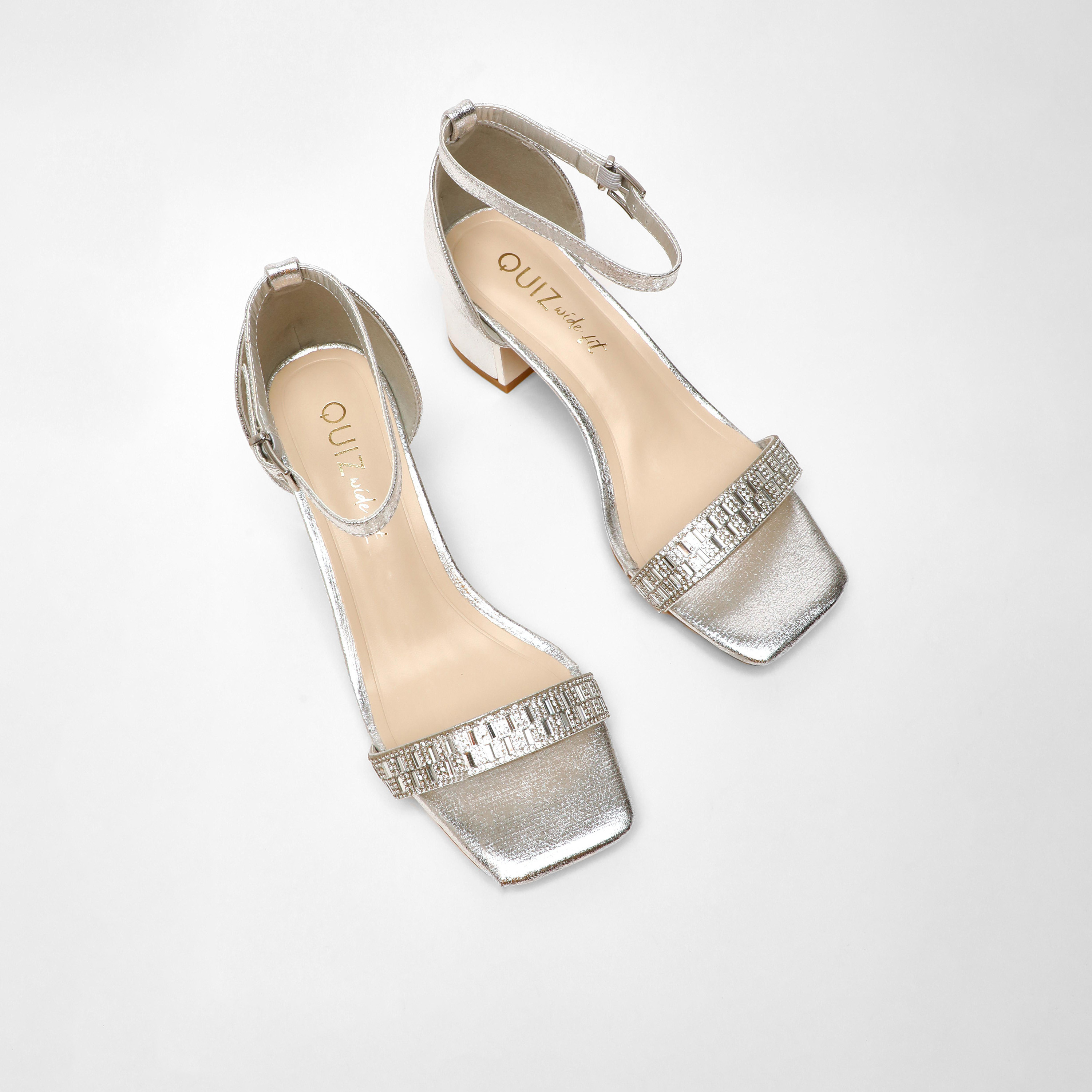 كويز- صندل نسائي بكعب عريض وحزام بإبزيم | 00100041692-women-shoes-heels-image-2