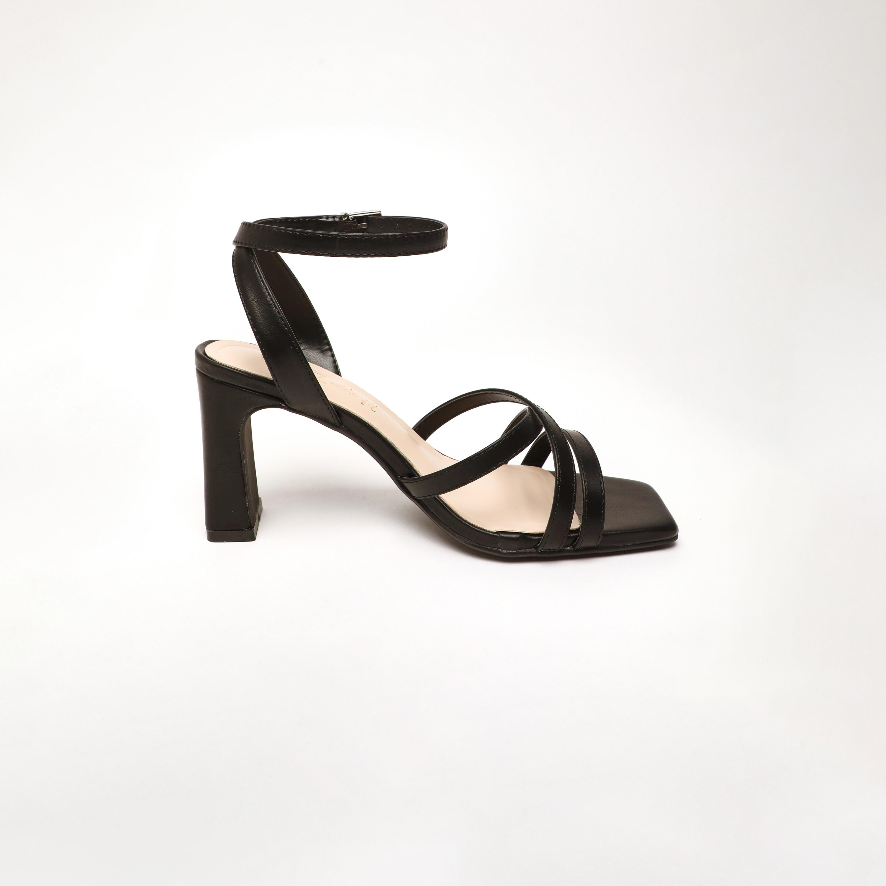 كويز- صندل نسائي بكعب عريض وحزام بإبزيم | 00100041713-women-shoes-heels-image-4