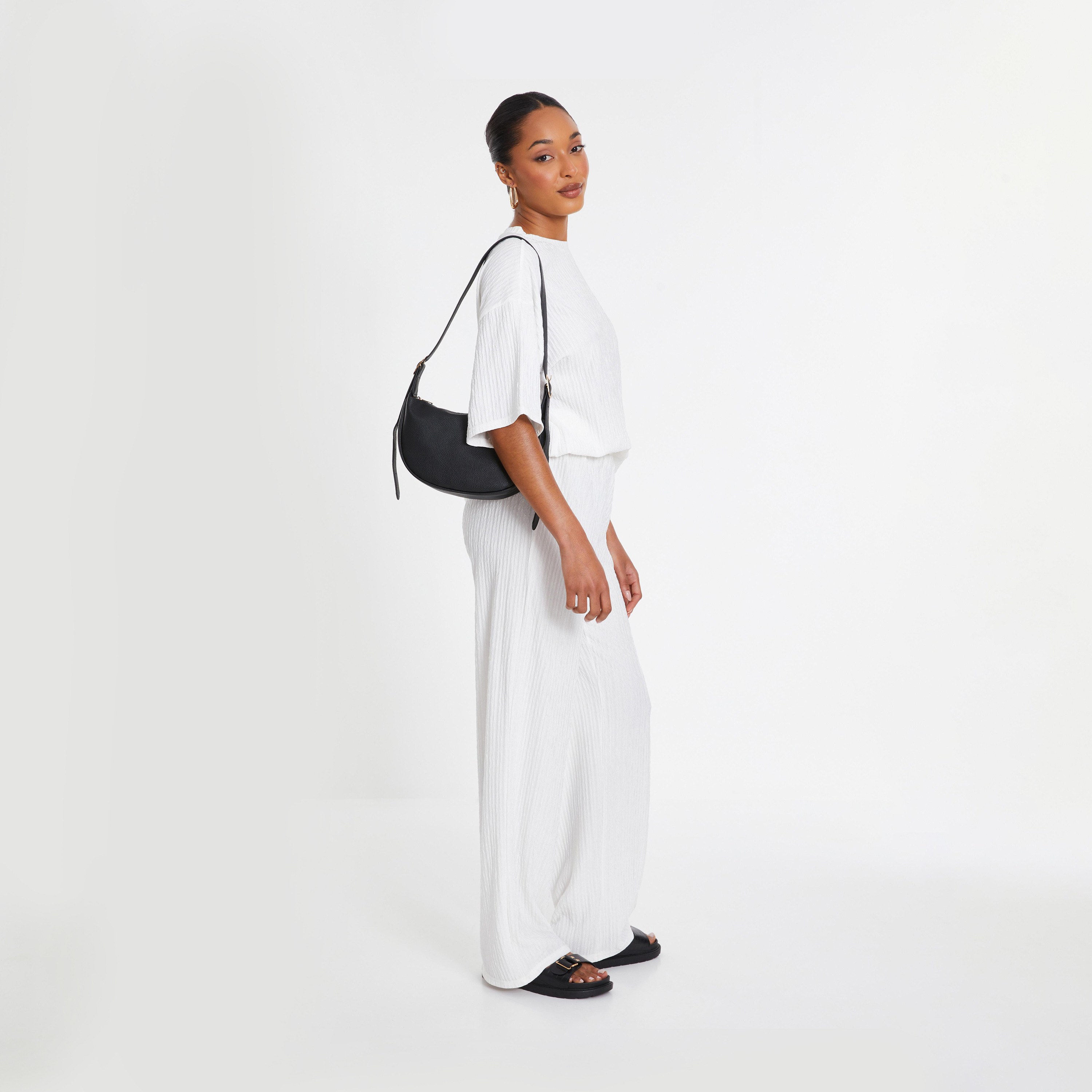 بنطلون بالازو من كويز بلون أبيض بخصر مرتفع مع مزخرف-women-clothing-bottoms-trousers-image-3