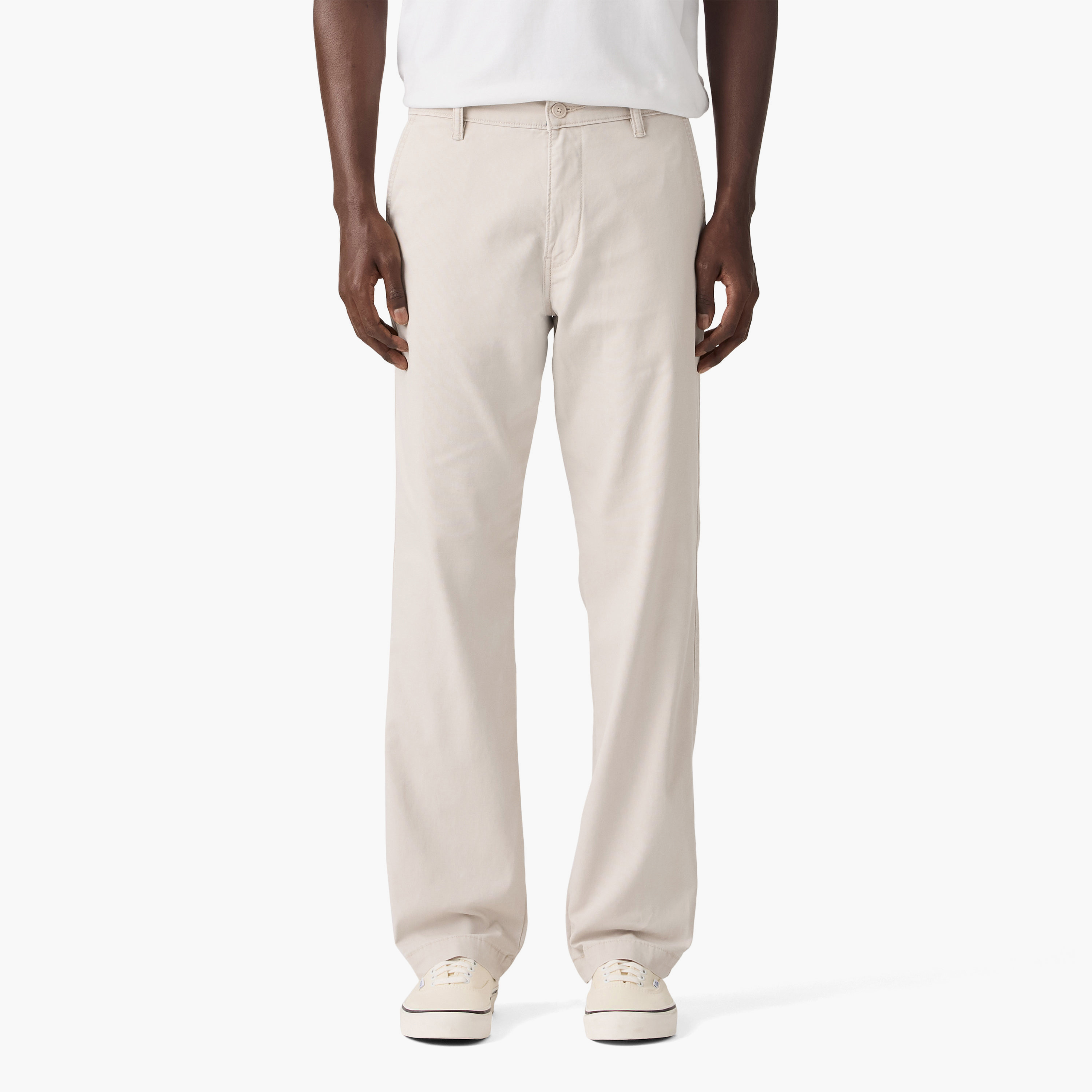 بنطال تشينو رجالي سادة بخصر متوسط وأزرار وسحاب من ليفايس-men-clothing-bottoms-trousersandchinos-chinos-image-6