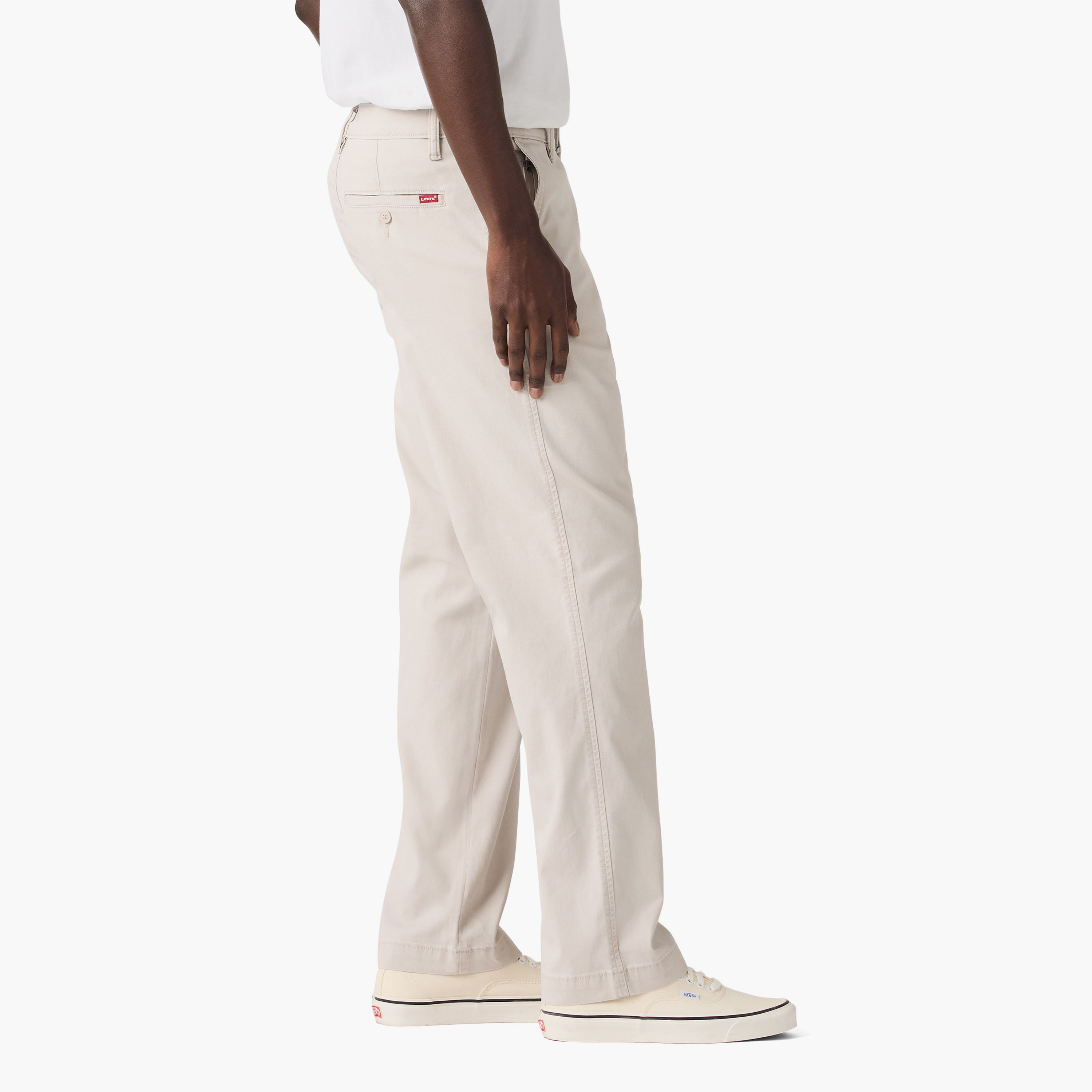 بنطال تشينو رجالي سادة بخصر متوسط وأزرار وسحاب من ليفايس-men-clothing-bottoms-trousersandchinos-chinos-image-4