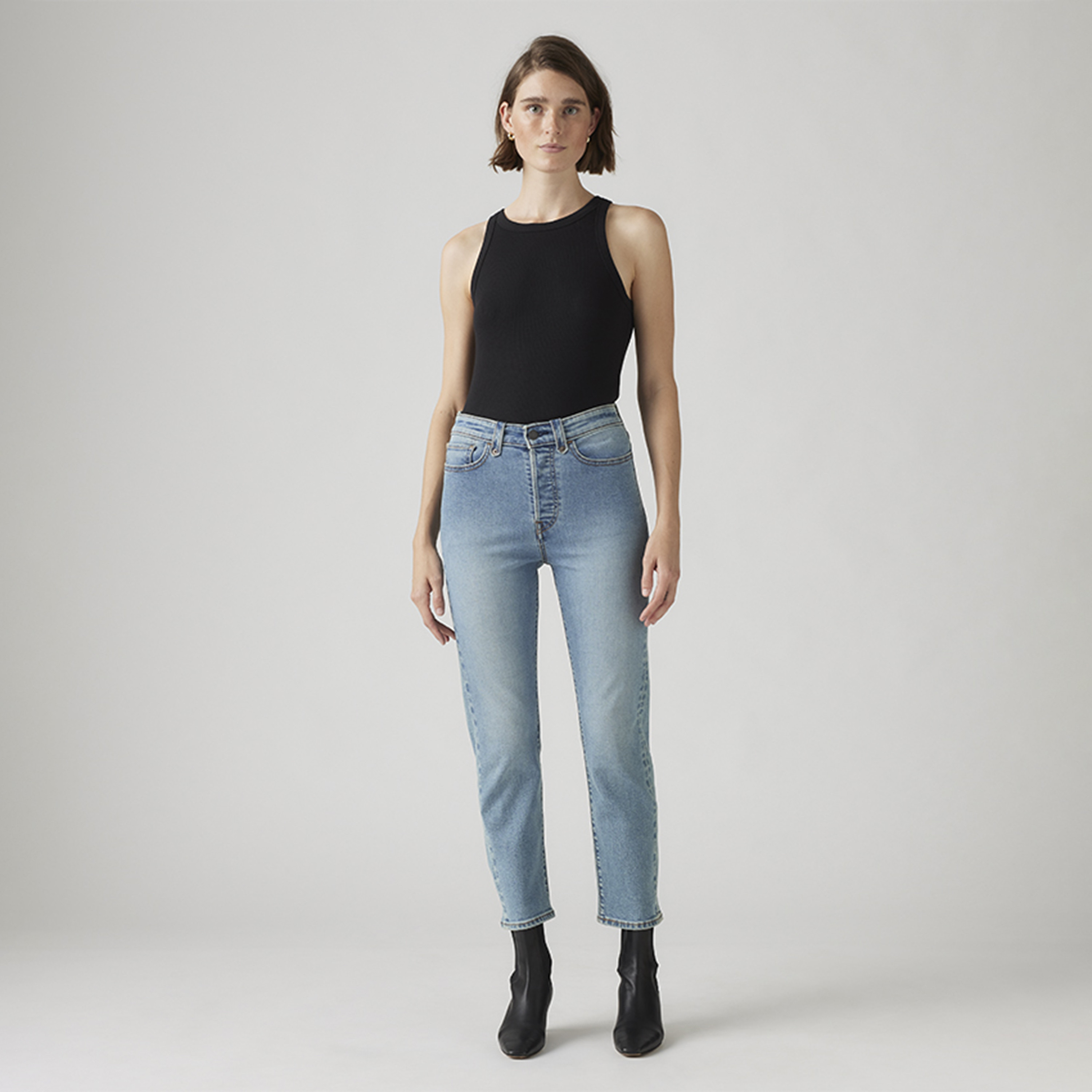 سروال جينز من ليفايس للنساء أزرق بخمسة جيوب، الطول الداخلي 28-women-clothing-bottoms-jeans-image-2