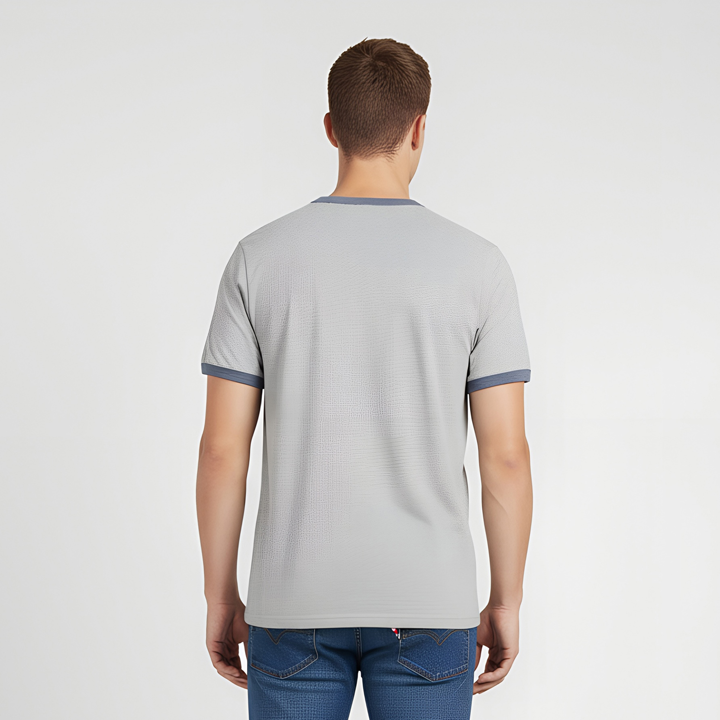تي شيرت رجالي بأكمام قصيرة ورقبة دائرية وطبعة جرافيكية من ليفايس-men-clothing-tshirtsandpolos-tshirts-image-3