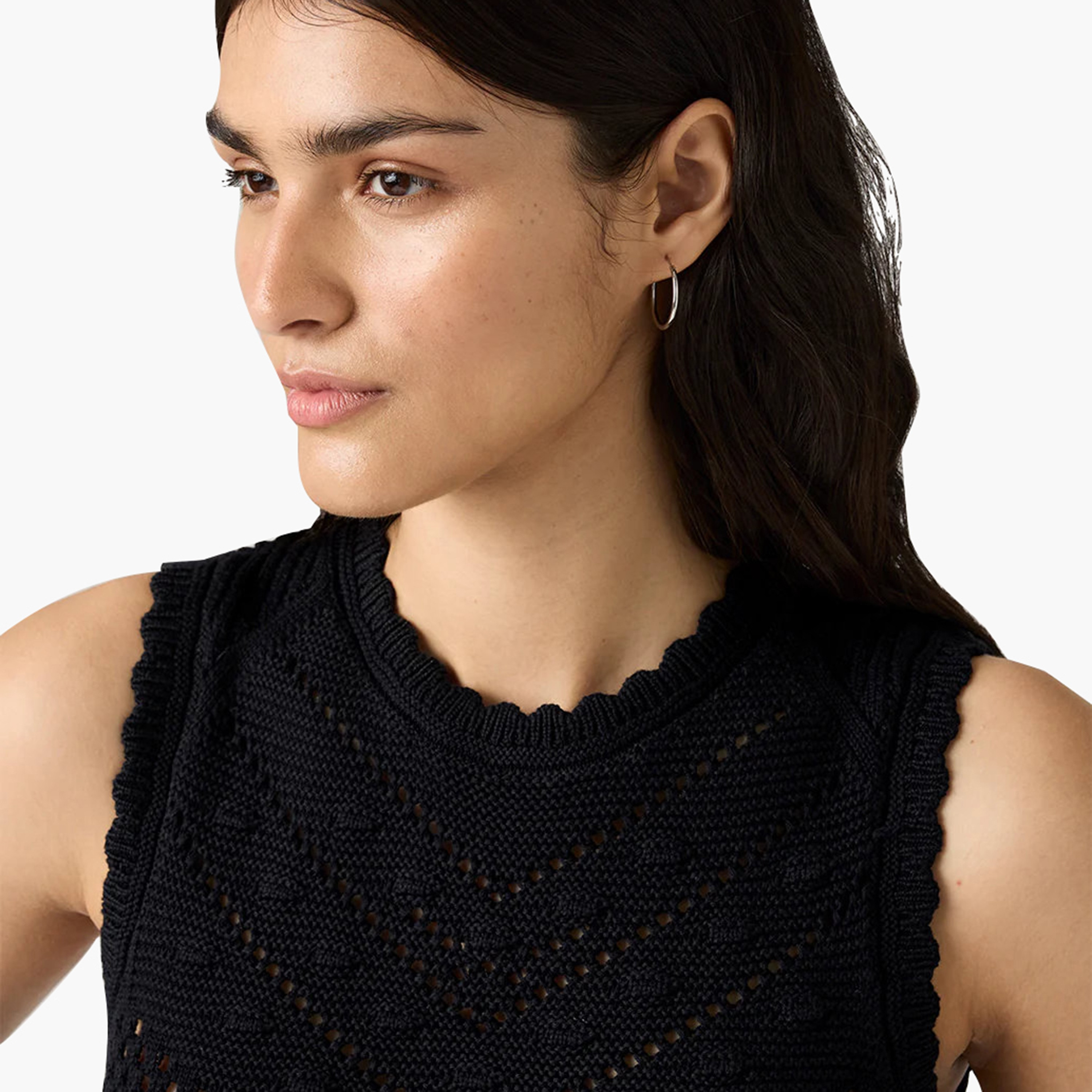 بلوزة نسائية بدون أكمام محبوكة بياقة دائرية من ليفايس-women-clothing-shirtsandblouses-blouses-image-7
