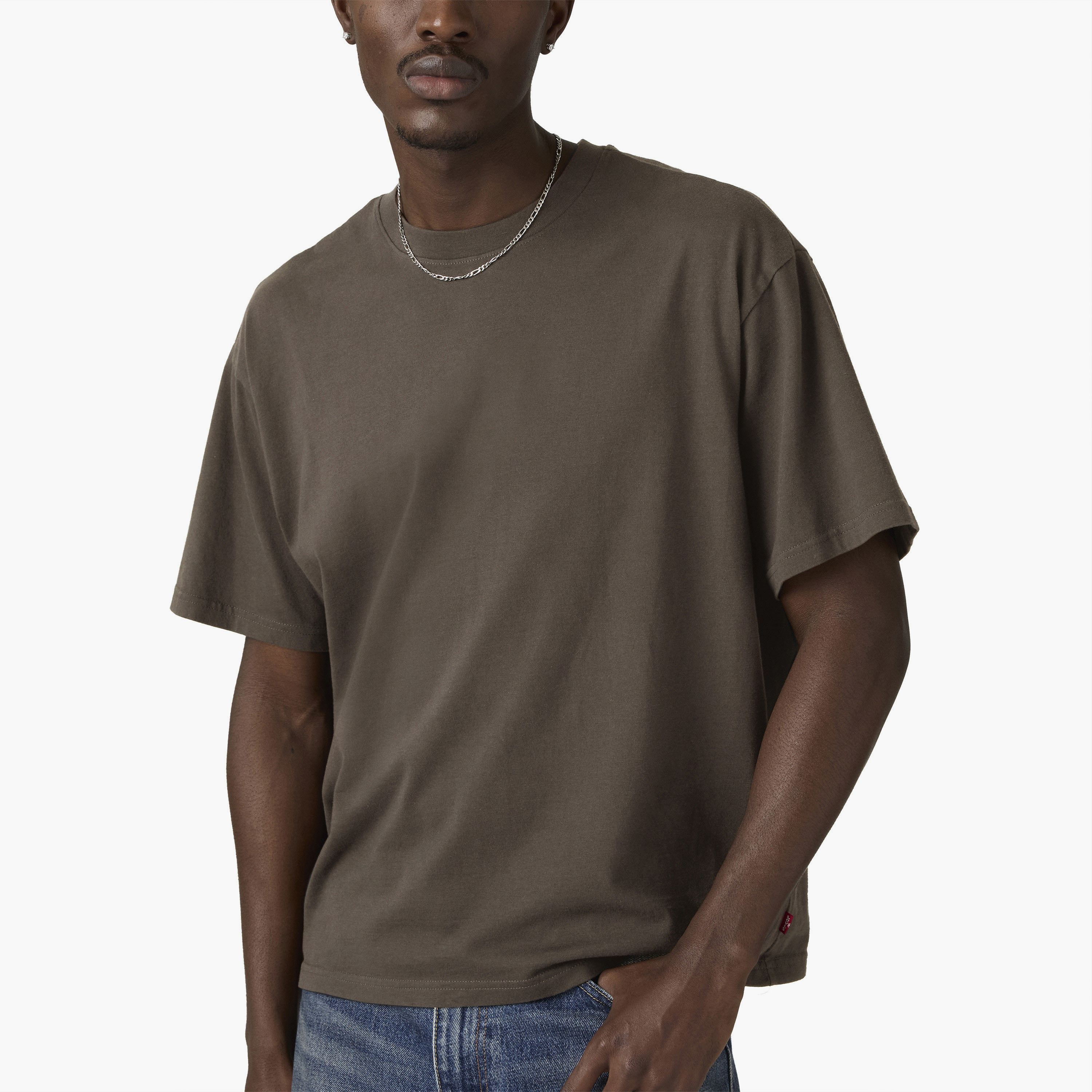 تي شيرت رجالي سادة بياقة دائرية وأكمام قصيرة من ليفايس-men-clothing-tshirtsandpolos-tshirts-image-2