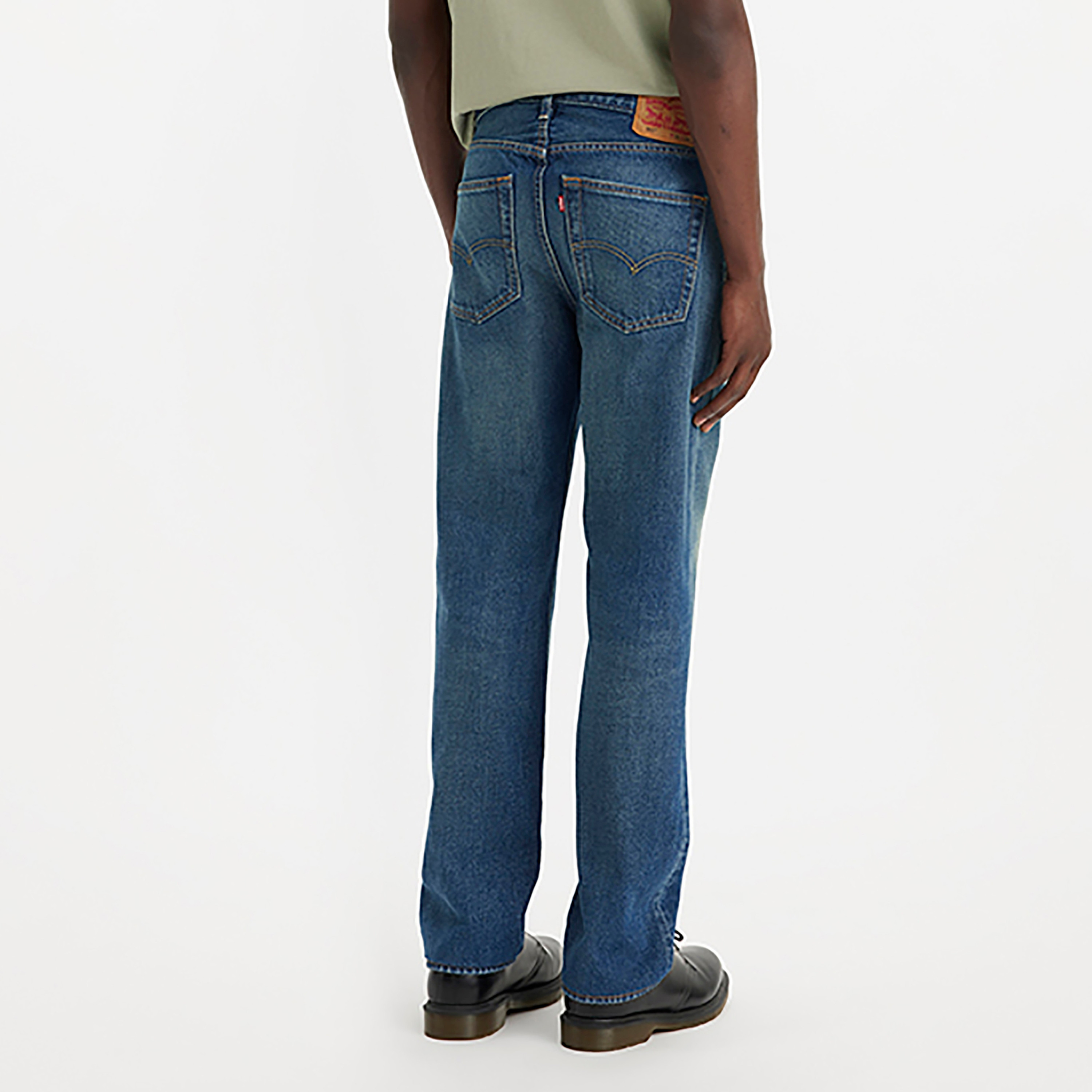 بنطال جينز Levi's 501 ذو قصة مستقيمة باللون الأزرق و5 جيوب-men-clothing-bottoms-jeans-image-1