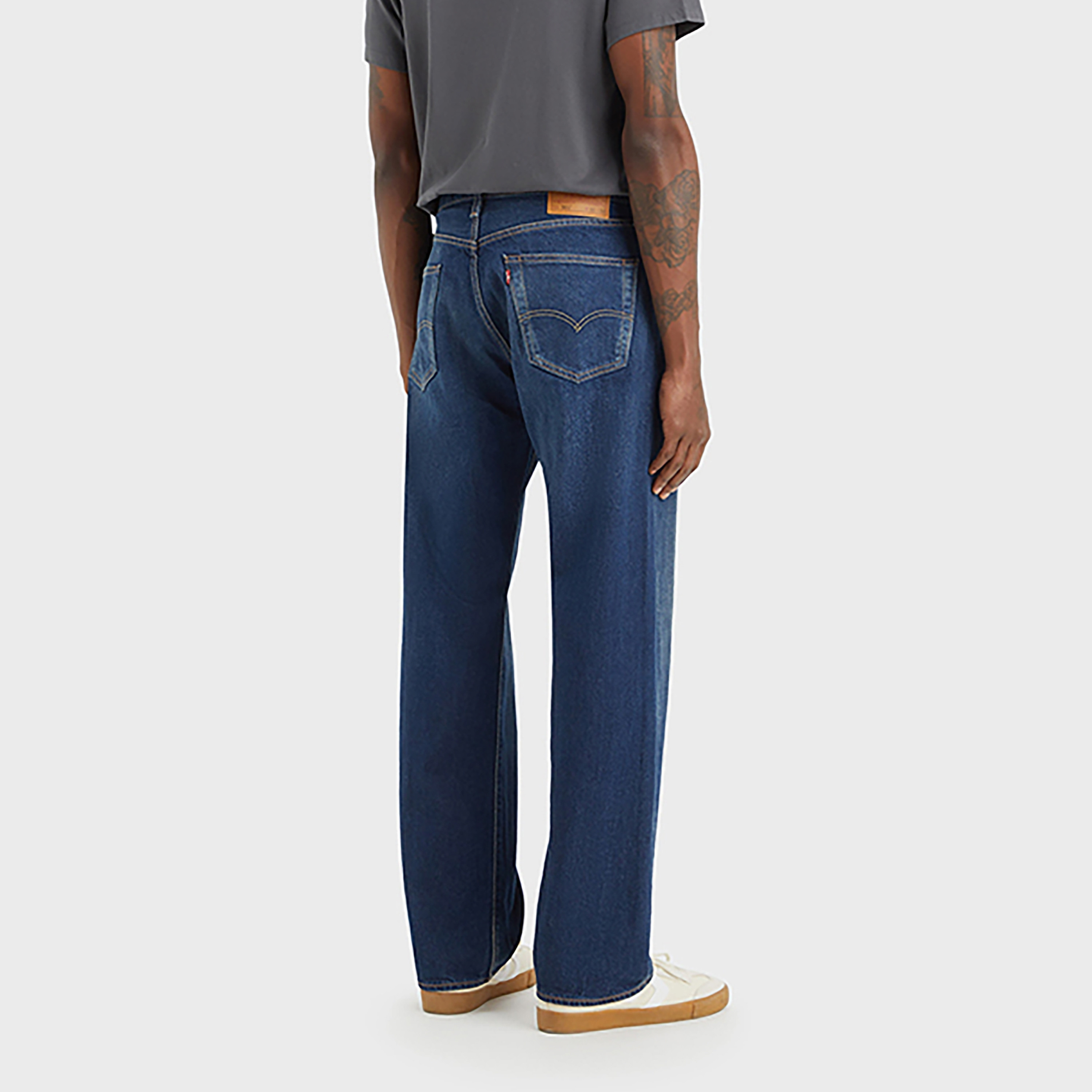 Levi's Straight Fit Blue 5-Pockets Men's Jeans Inseam 32-men-clothing-bottoms-jeans-image-3