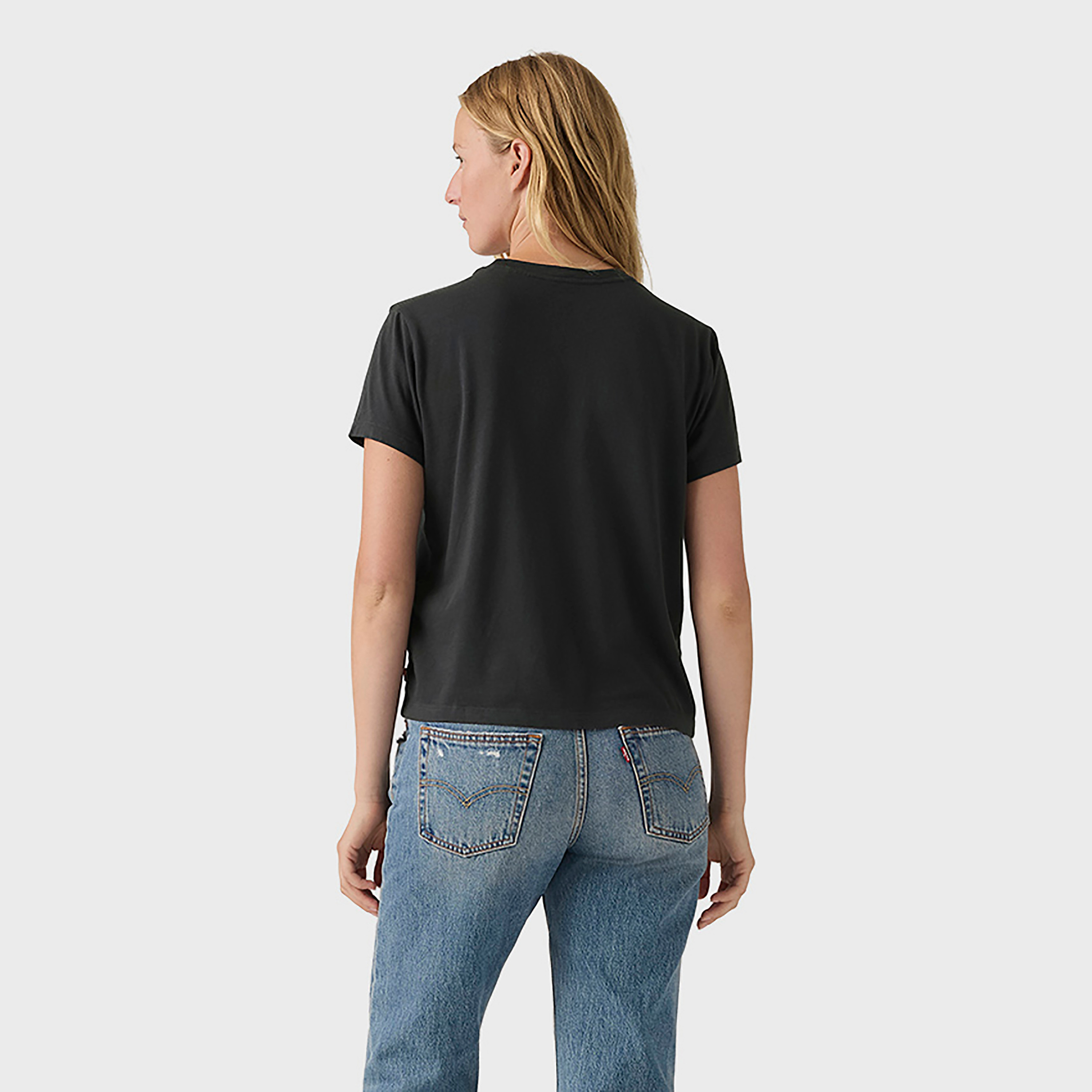 Levi's Logo Crew Neck Short Sleeves Women's T-Shirt-women-clothing-tshirts-image-8
